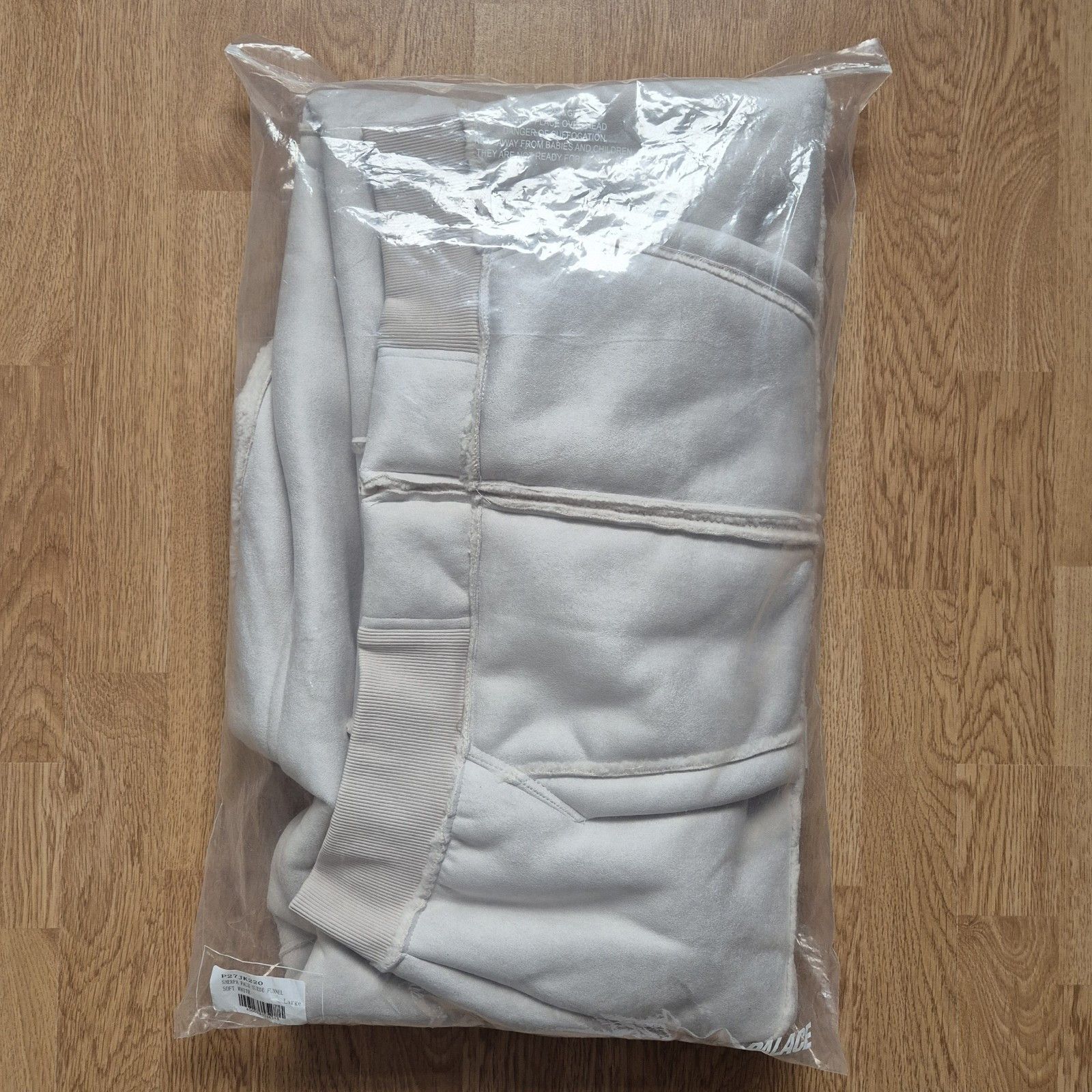 Palace Palace Sherpa Faux Suede Funnel Jacket Soft White New FW24 Size US L / EU 52-54 / 3 - 7 Thumbnail