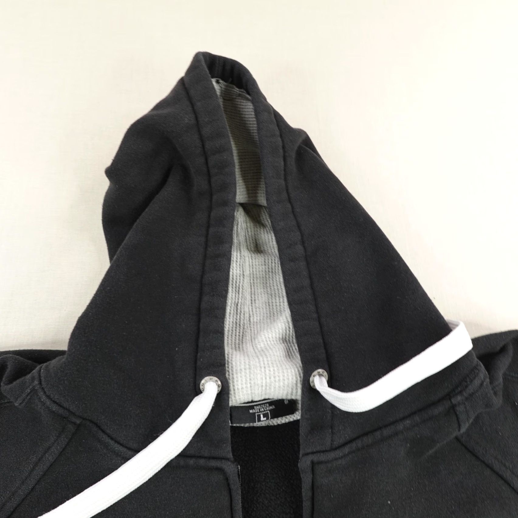Southpole Vintage Southpole Hoodie Men Large Black Thermal Sweatshirt Jacket Hip Hop Y2K ^ Size US L / EU 52-54 / 3 - 2 Thumbnail