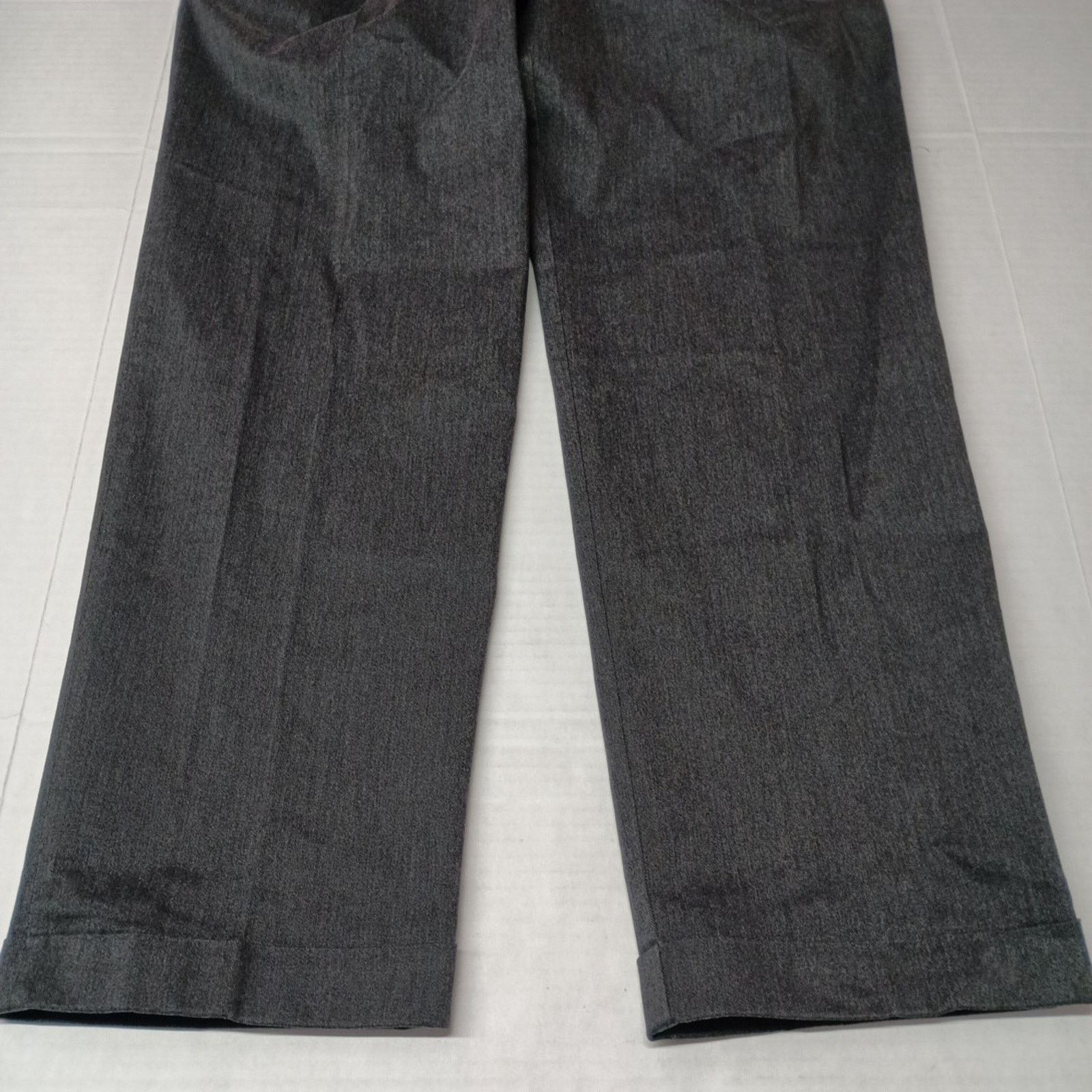 Dockers Dockers Comfort Khaki Pants Men's 34x34 Relaxed Pleated Gray Size US 34 / EU 50 - 3 Thumbnail