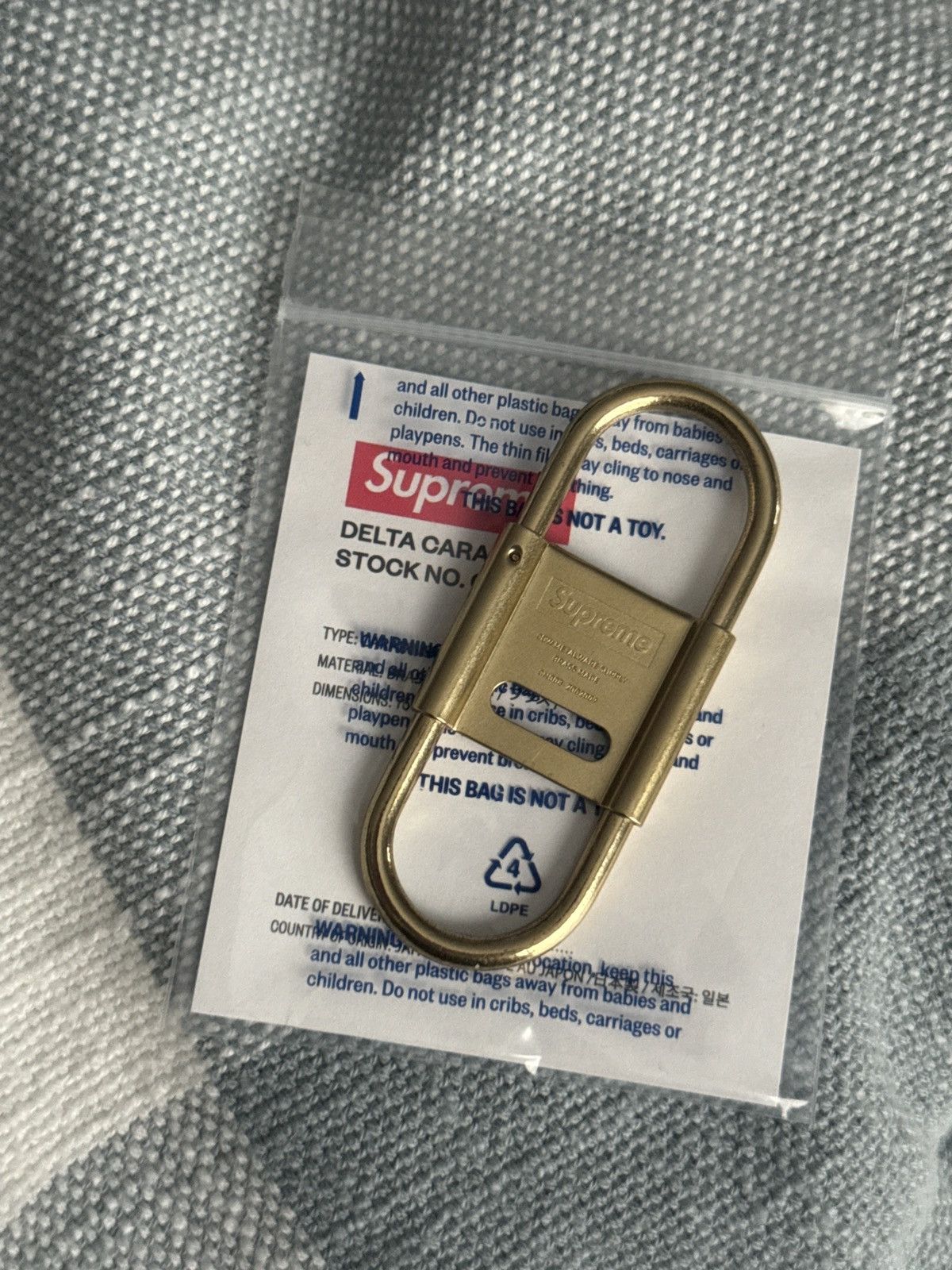 Supreme CDW Delta Carabiner