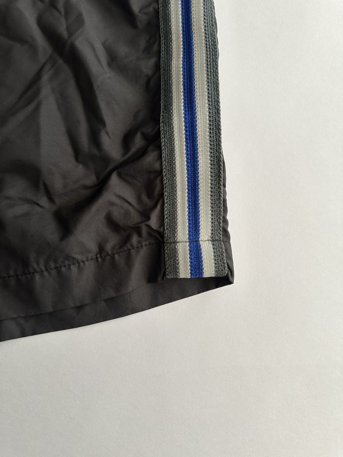 Prada Prada SS00 Side Stripe Nylon Shorts Size US 28 / EU 44 - 4 Thumbnail