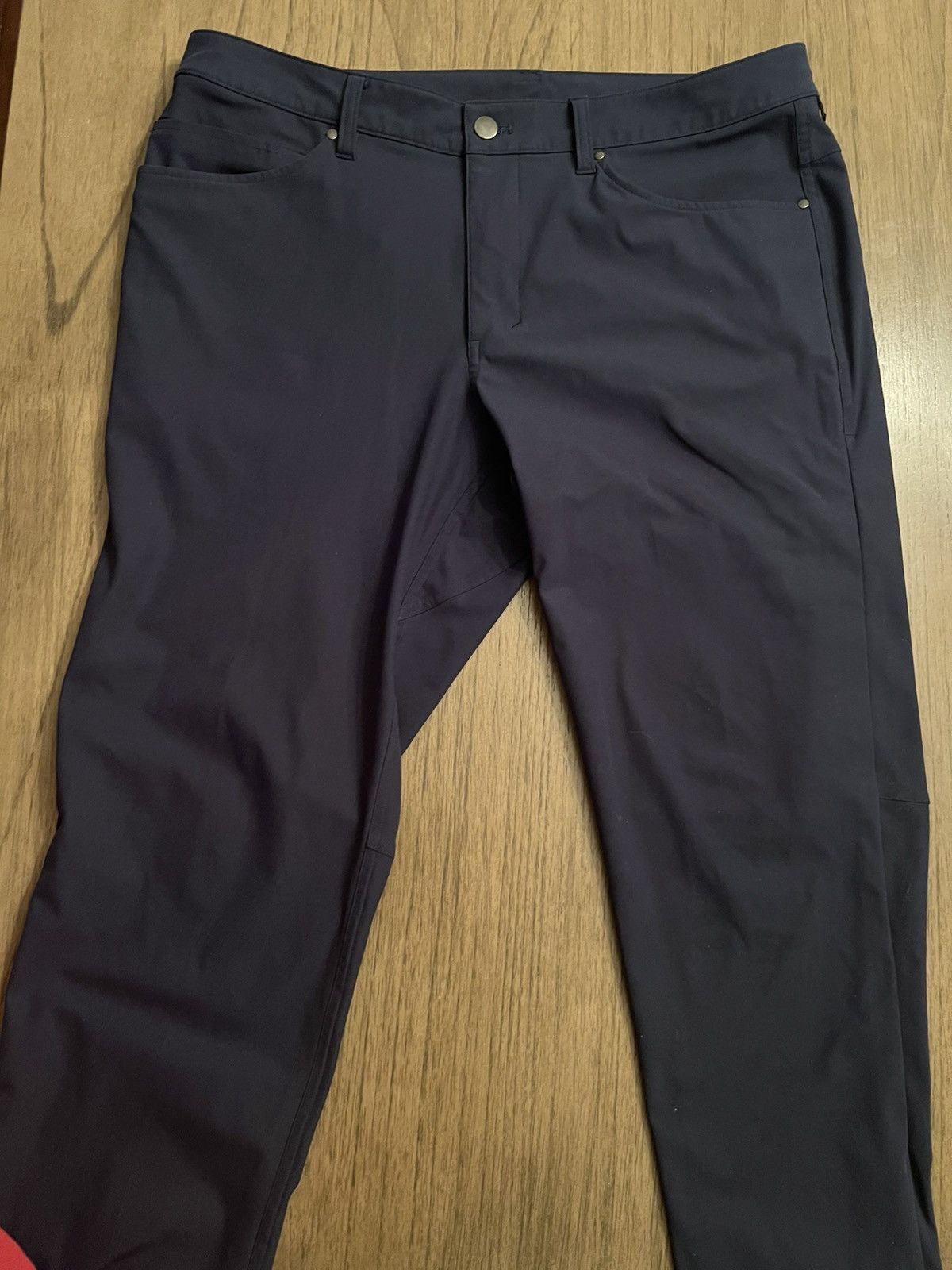 Lululemon Men’s Lululemon ABC slim fit pants Size US 32 / EU 48 - 1 Thumbnail