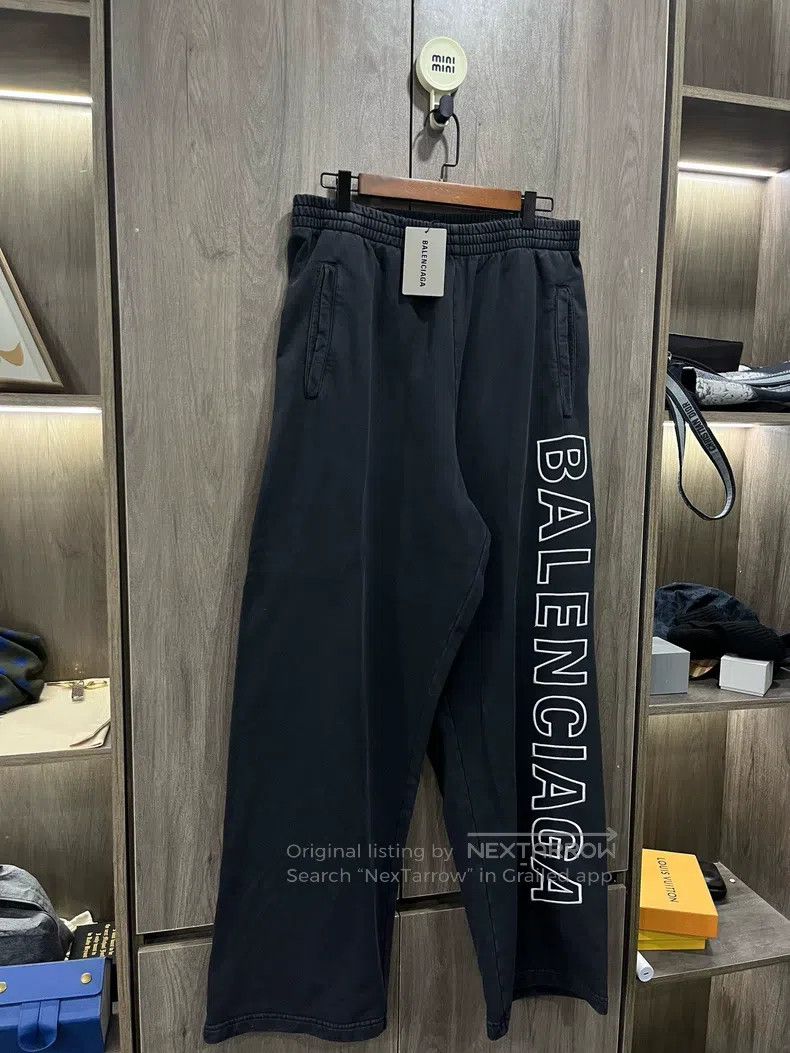 Balenciaga Balenciaga size L Embroidered side label large logo sport Size US 27 - 6 Thumbnail