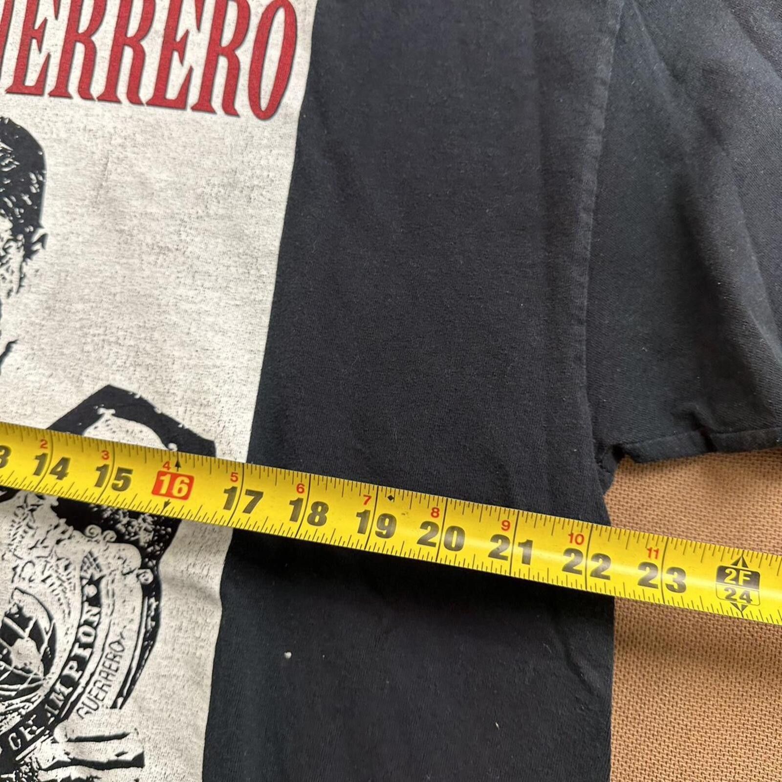 Champion Vintage Eddie Guerrero World Heavyweight Champion T-shirt! Size US XL / EU 56 / 4 - 4 Thumbnail