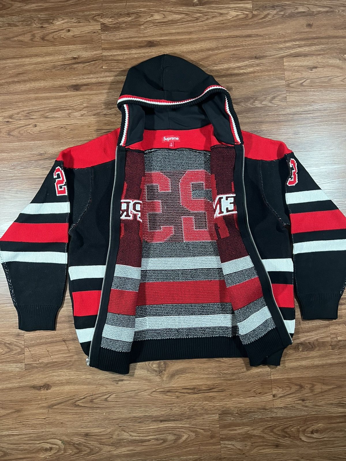 Hypebeast × Supreme Supreme Sports Hooded Sweater Size US XL / EU 56 / 4 - 2 Thumbnail