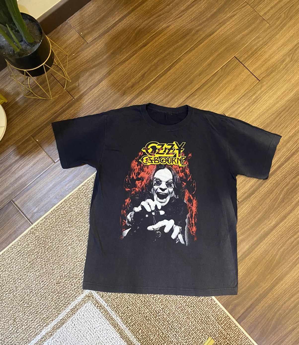 Ozzy Osbourne Y2K Ozzy Ozbourne Discolour/bleach shirt Size US L / EU 52-54 / 3 - 1 Thumbnail