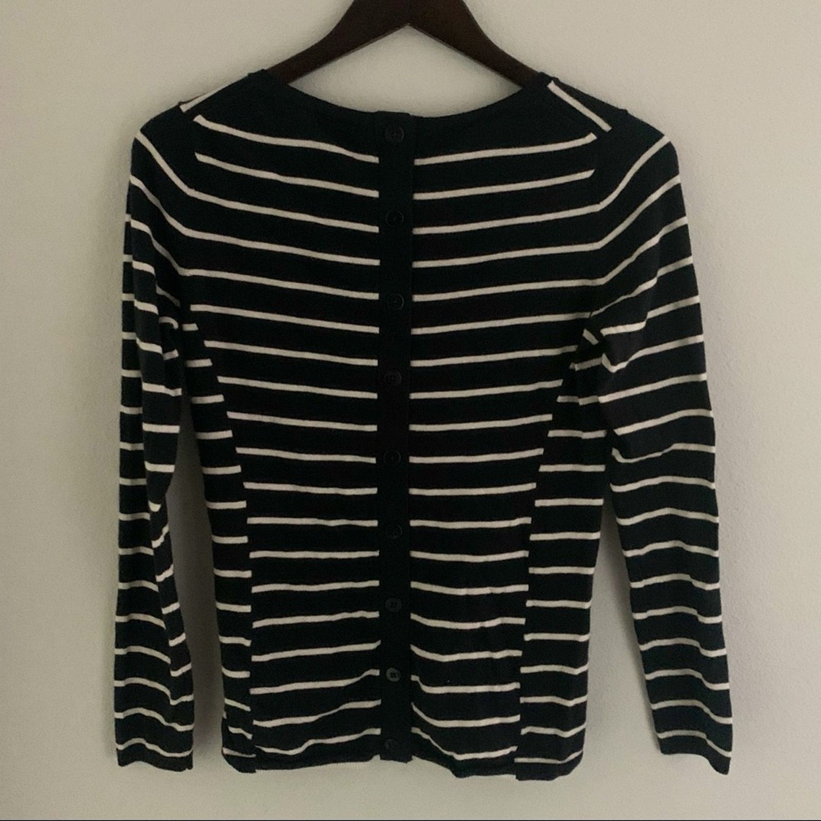 Banana Republic Banana Republic Pullover Sweater, Size Small Size S / US 4 / IT 40 - 3 Thumbnail