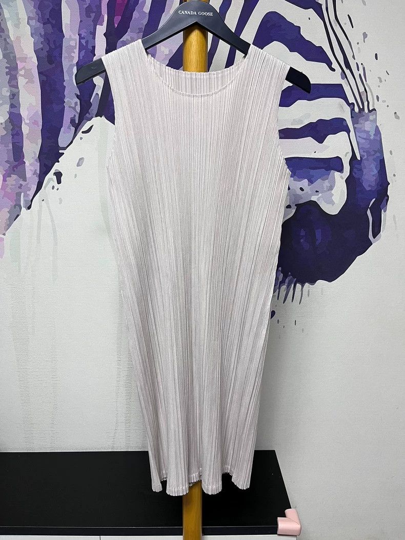 Issey Miyake Issey Miyake size:3 Off-white pleated skirt Size S / US 4 / IT 40 - 1 Thumbnail