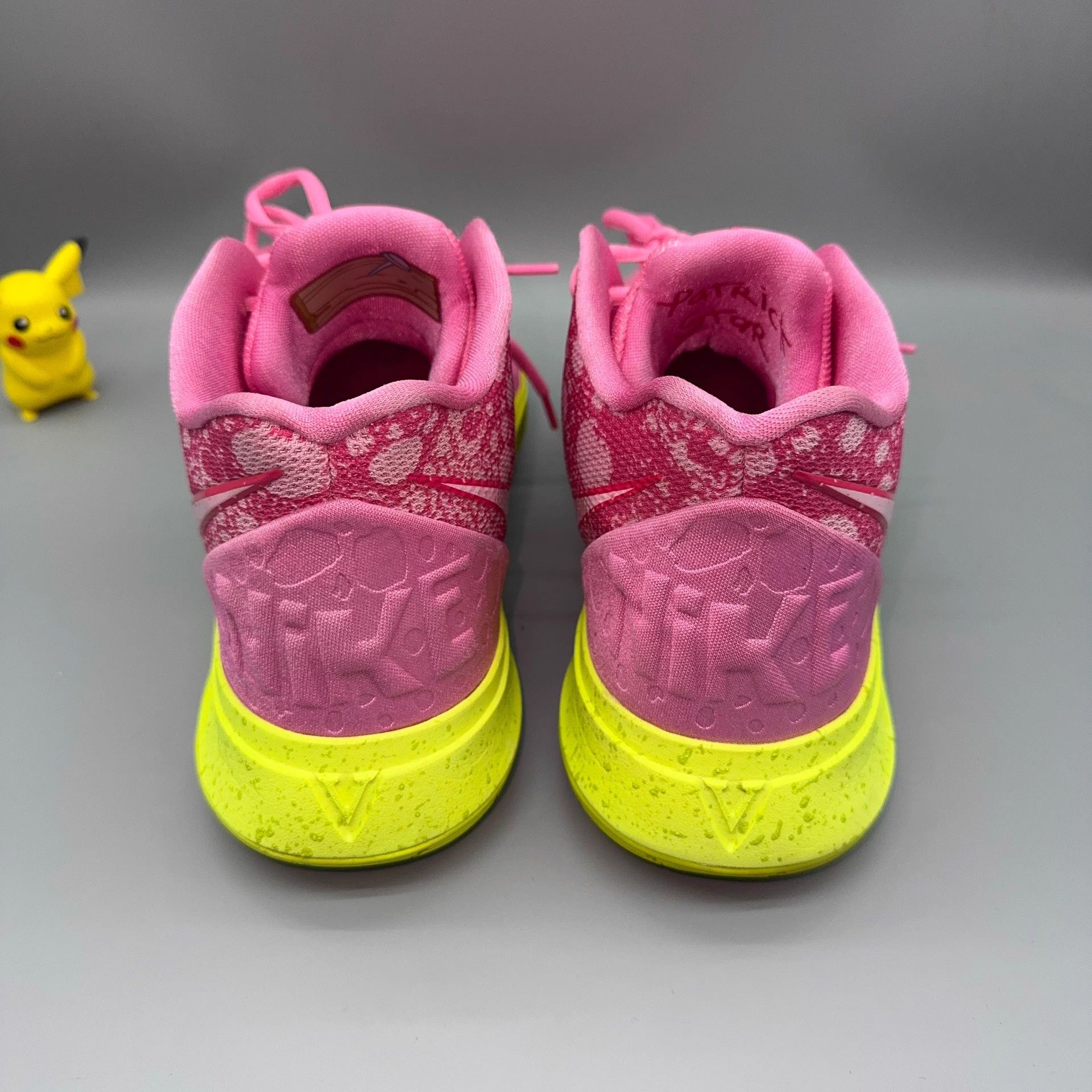Nike Nike Kyrie 5 SpongeBob x Patrick Pink Like New Size US 11 / EU 44 - 3 Thumbnail