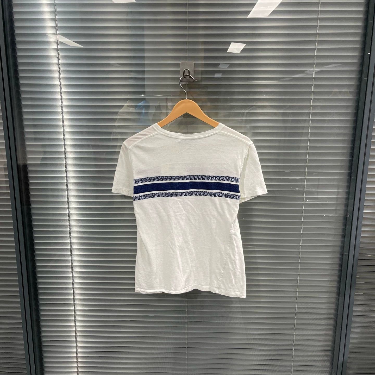 Dior Dior Embroidered Slogan Tee Size S 99 New Size S / US 4 / IT 40 - 2 Thumbnail