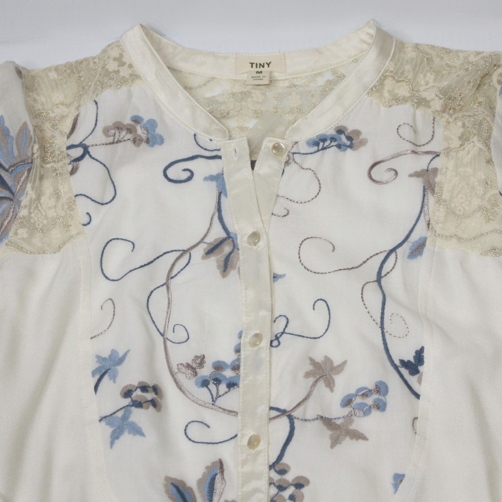Anthropologie Tiny Amarante Embroidered Shirtdress Dress size M NWT $148 Size M / US 6-8 / IT 42-44 - 13 Thumbnail