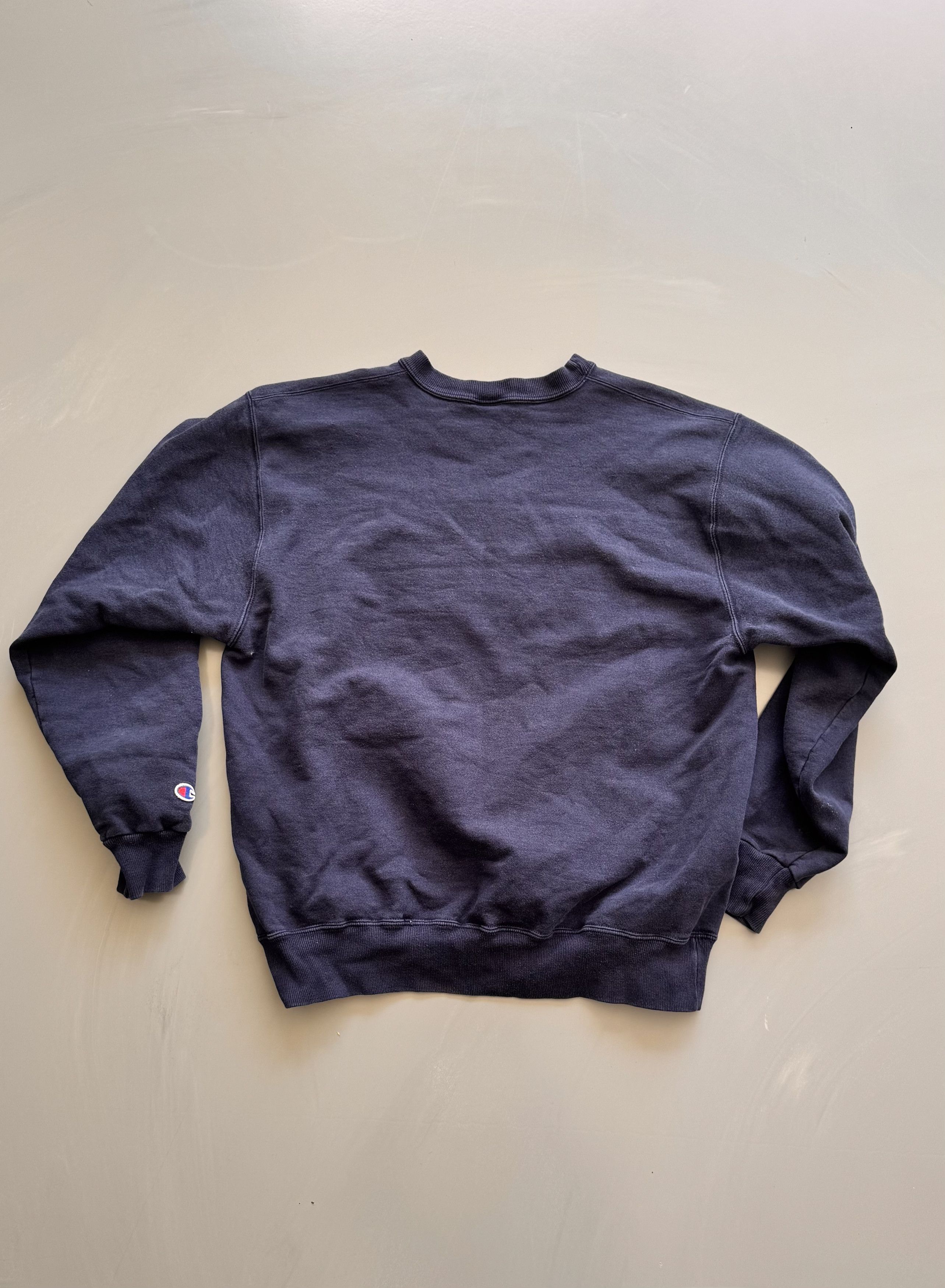 Champion Vintage Iowa Navy Crewneck Sweatshirt, fits Medium Size US M / EU 48-50 / 2 - 2 Thumbnail