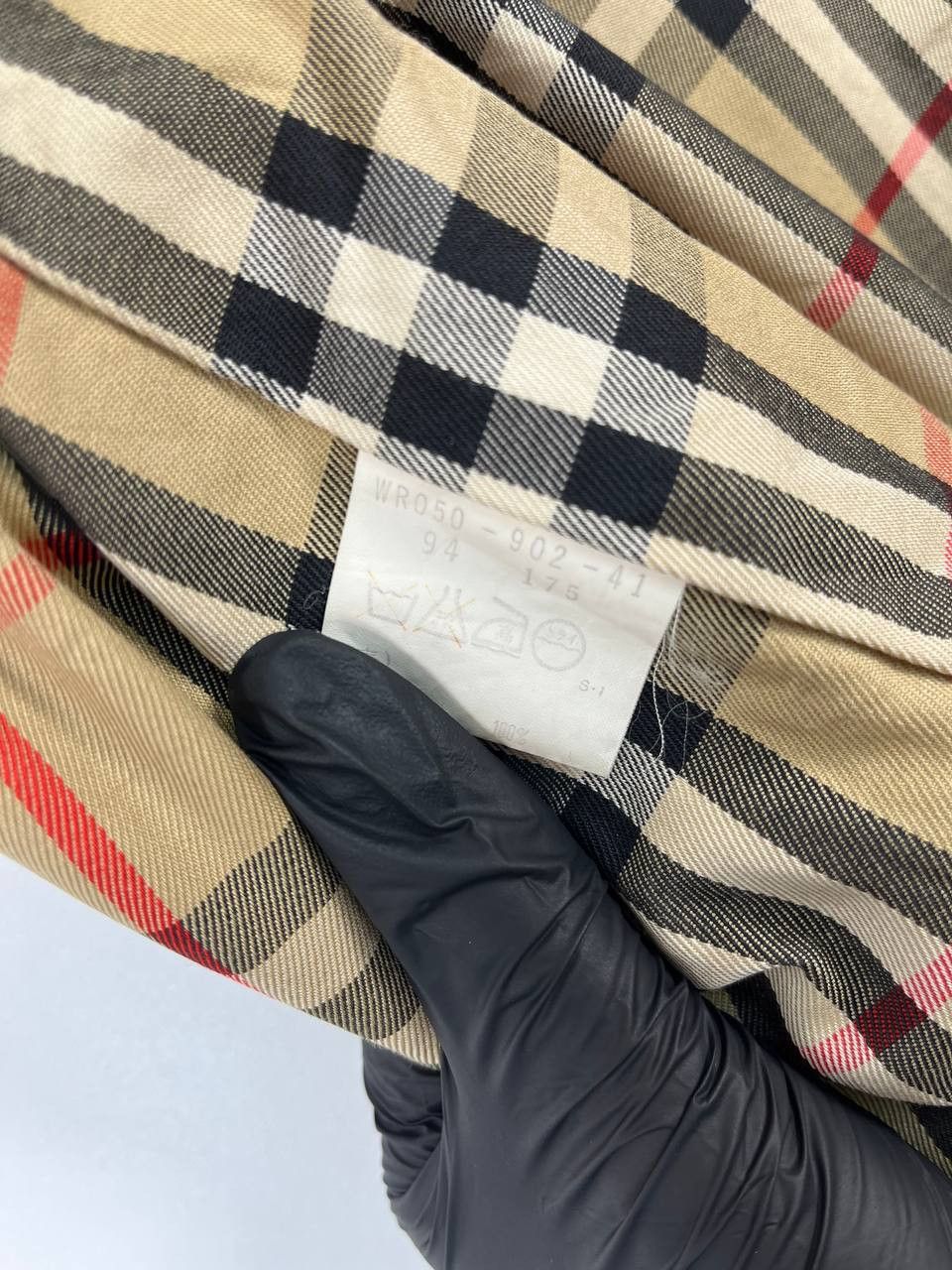 Burberry Burberrys London Vintage Beige Trench Coat Nova Size XL Size US XL / EU 56 / 4 - 11 Thumbnail