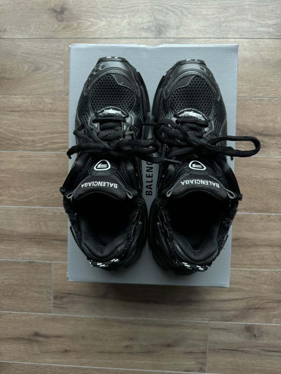 Balenciaga BALENCIAGA BLACK RUNNERS WITH BOX Size US 10 / EU 43 - 2 Thumbnail