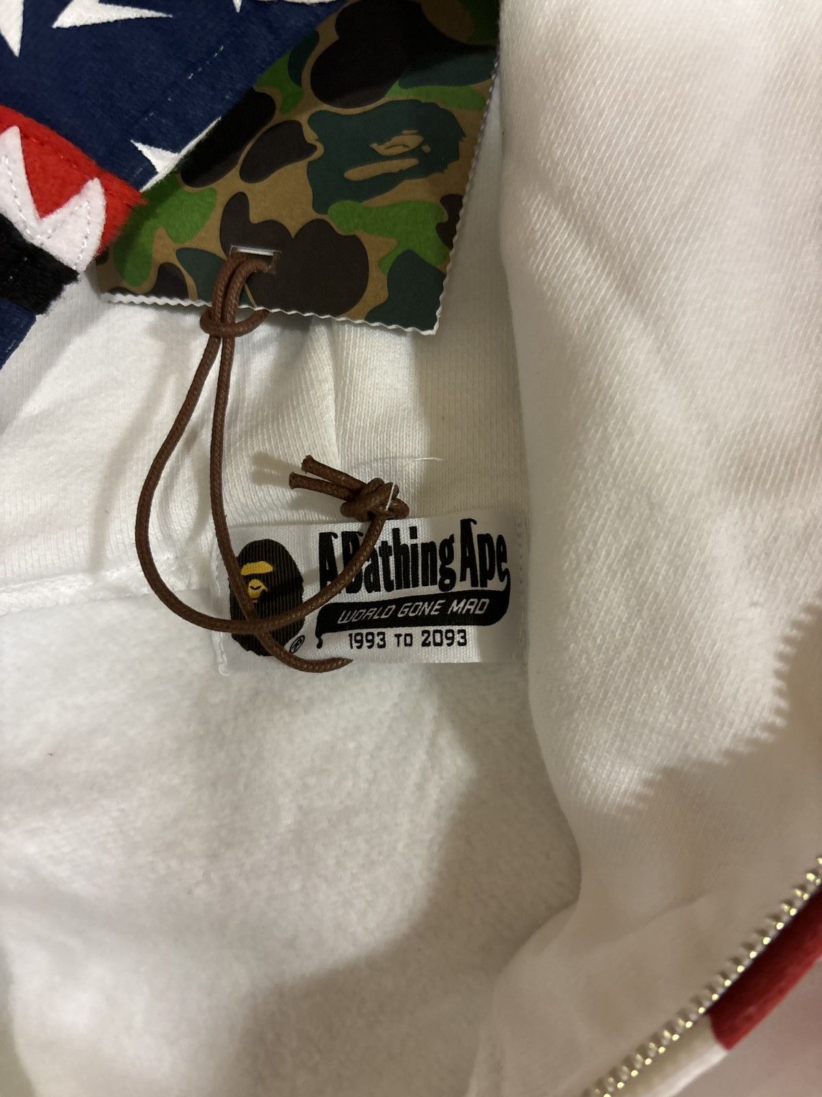 Bape Bape White ‘USA Flag’ Zip Shark Hoodie Size US XXL / EU 58 / 5 - 8 Thumbnail