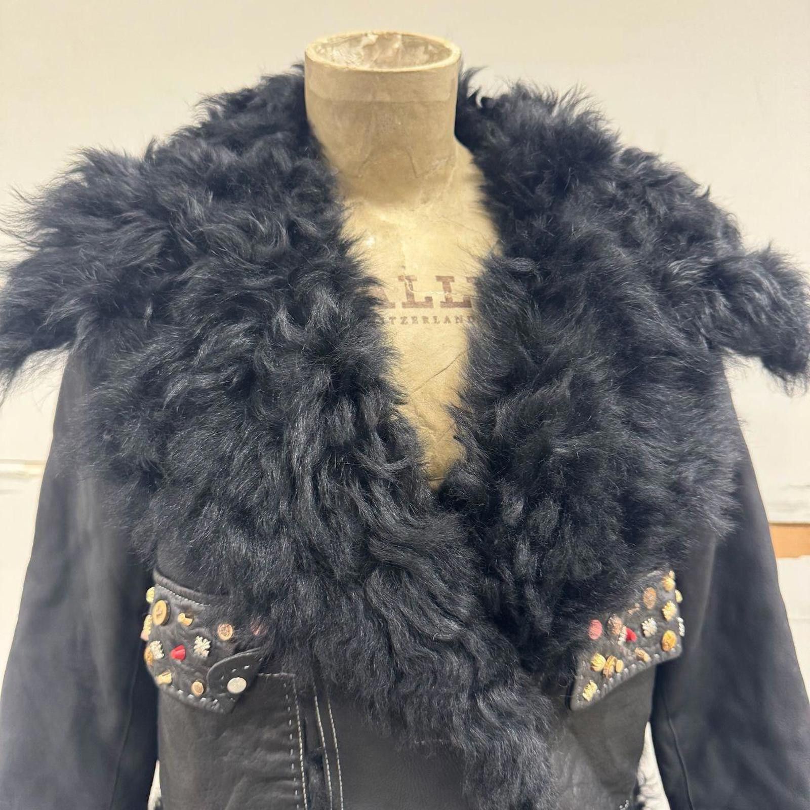 Other Vintage Black Gold Embellished Shearling Statement Jacket Size M / US 6-8 / IT 42-44 - 5 Thumbnail