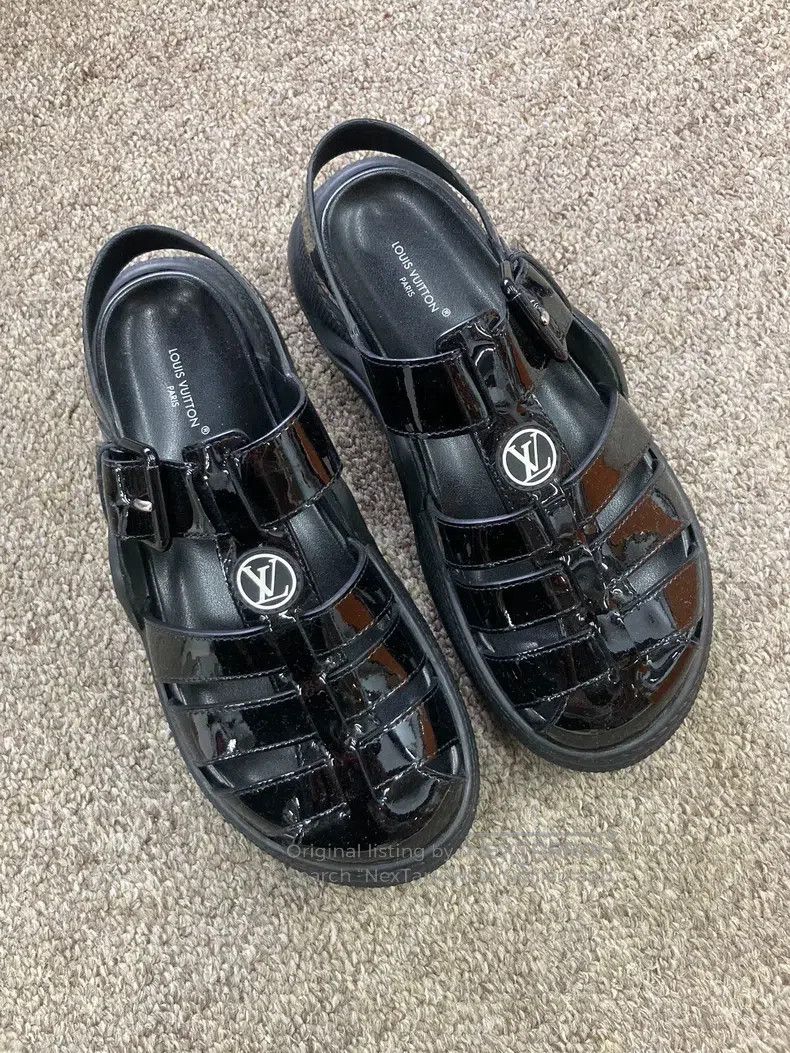 Louis Vuitton Louis Vuitton Black patent leather Roman sandals Size US 4.5 / IT 34.5 - 3 Thumbnail