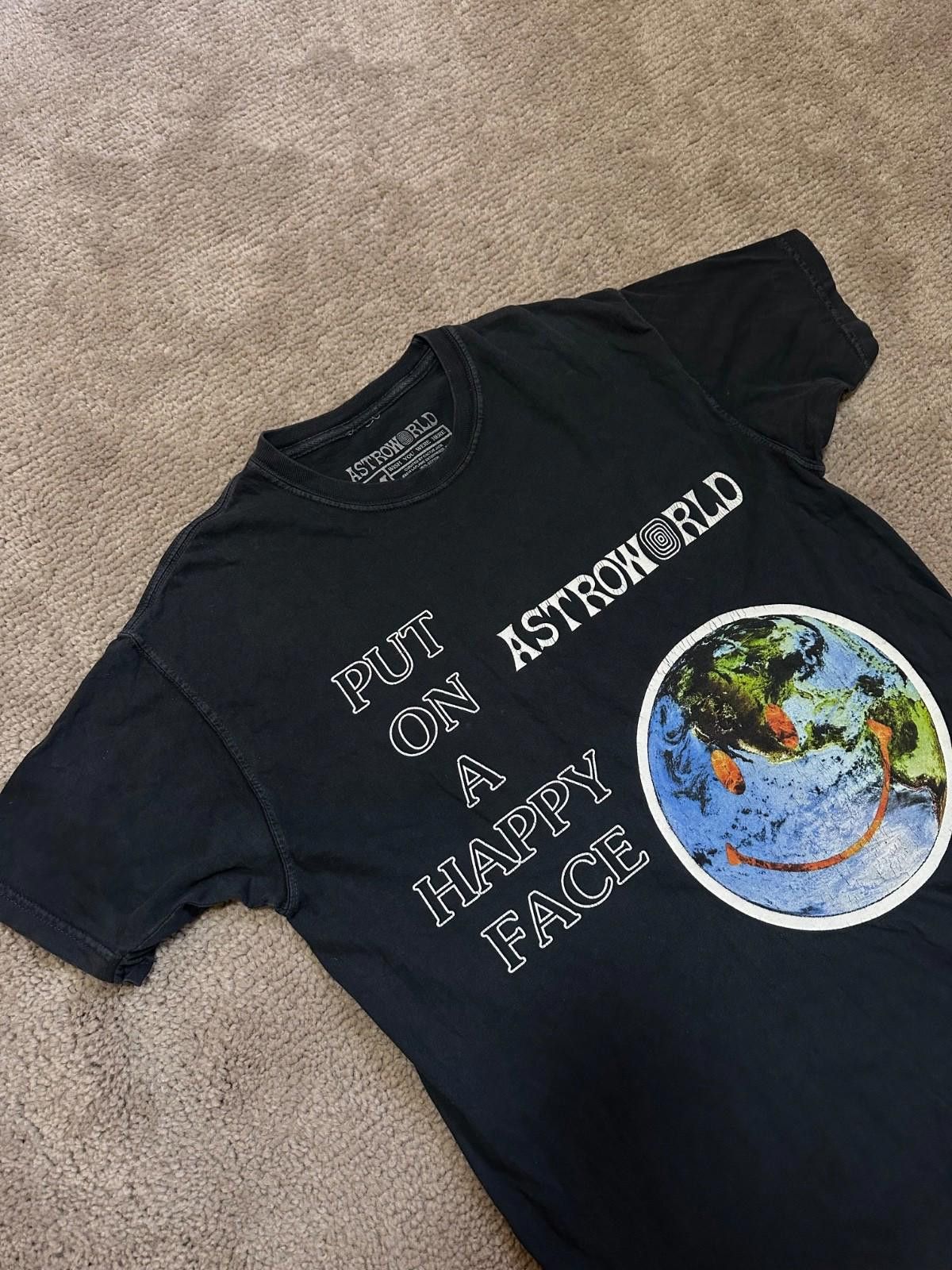 Designer Travis Scott Astroworld Happy Face Tee Size US M / EU 48-50 / 2 - 3 Thumbnail