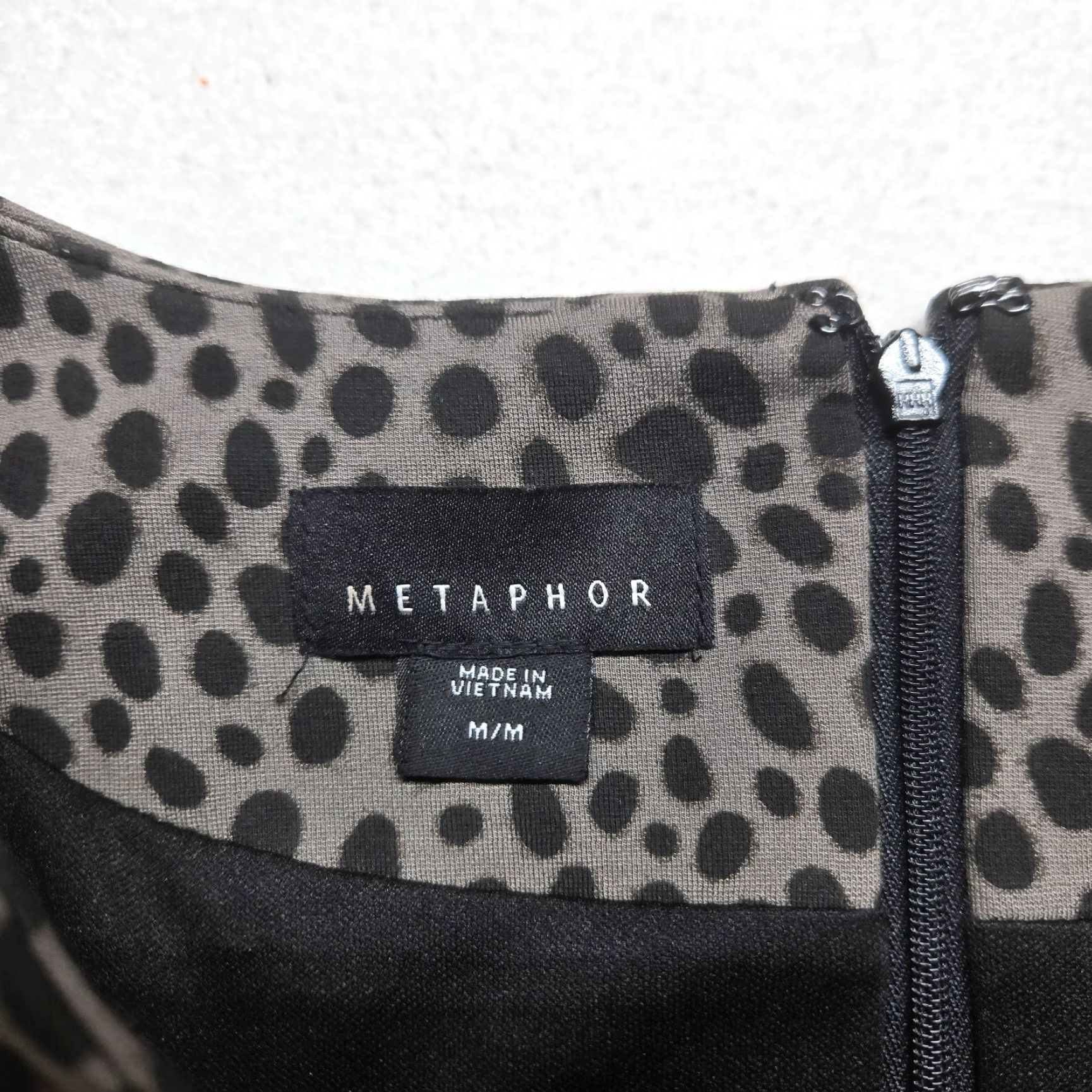 Sears METAPHOR Animal Print Brown Sheath Mini Dress Crew Neck Sleeveless Womens Medium Size M / US 6-8 / IT 42-44 - 3 Thumbnail