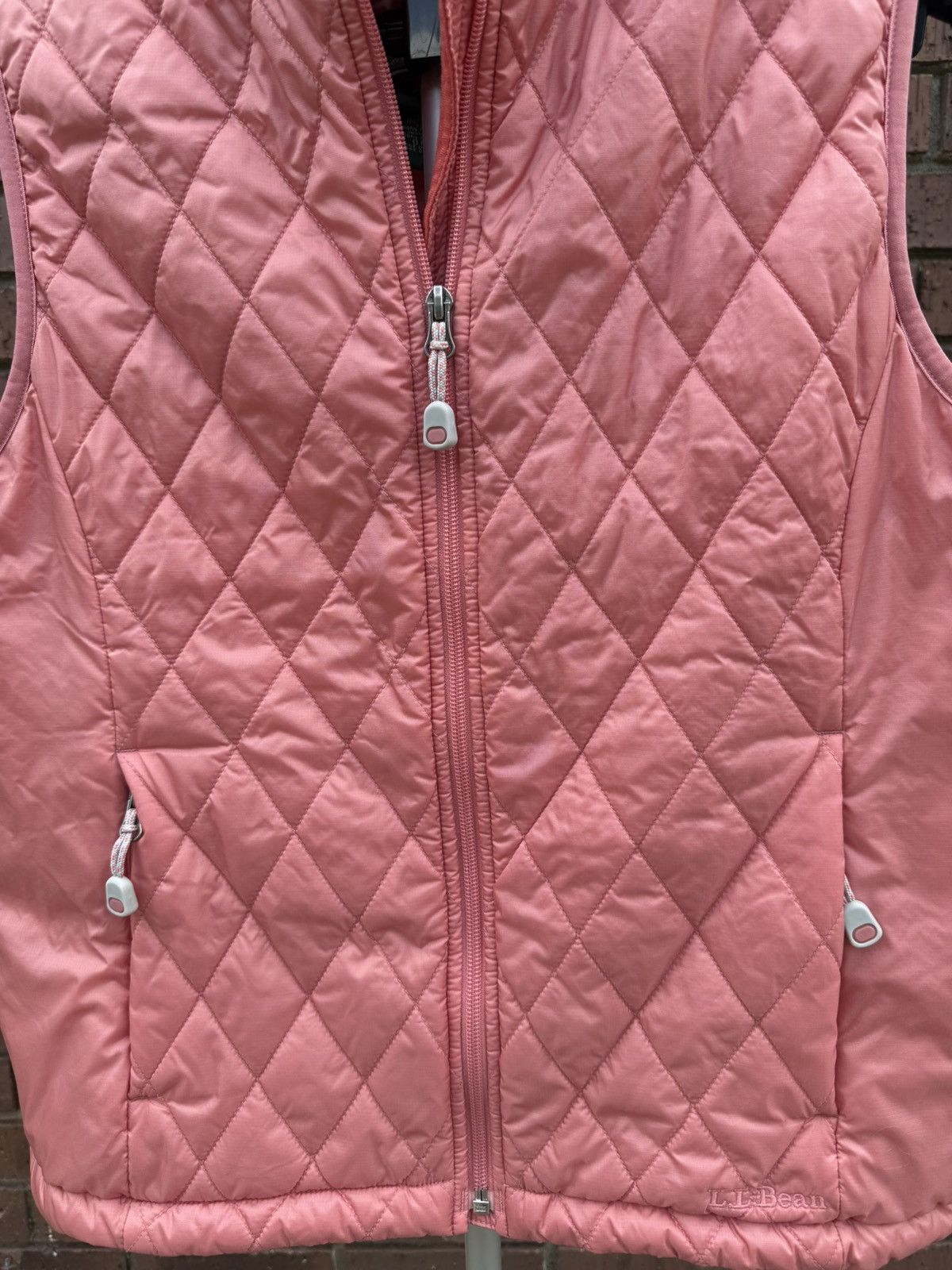 L.L. Bean LL Bean Coral Quilted Zip Vest Side Pocket Fleece Medium Size M / US 6-8 / IT 42-44 - 2 Thumbnail