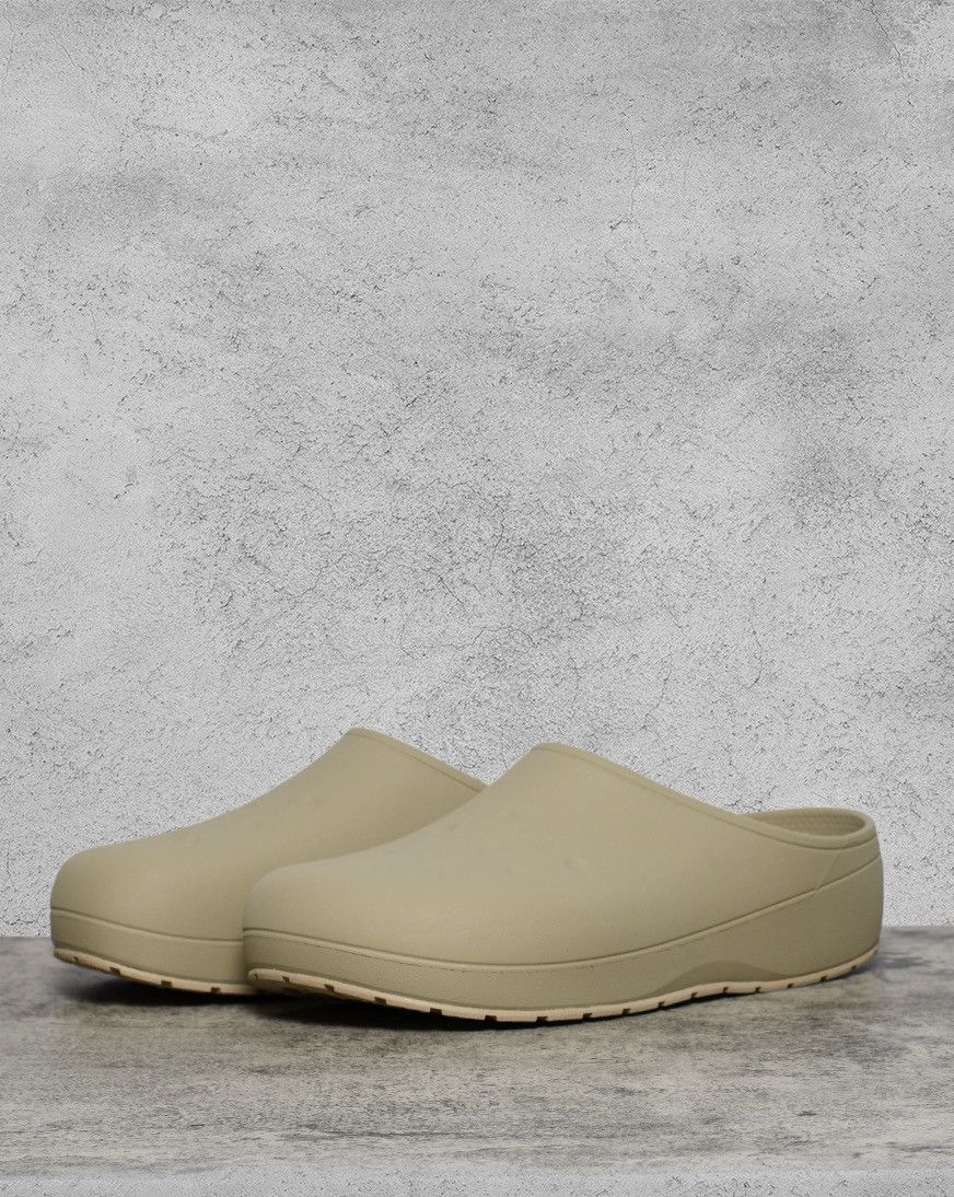 Crocs CROCS QUIET CLOG BARK Size US 11 / EU 44 - 2 Thumbnail