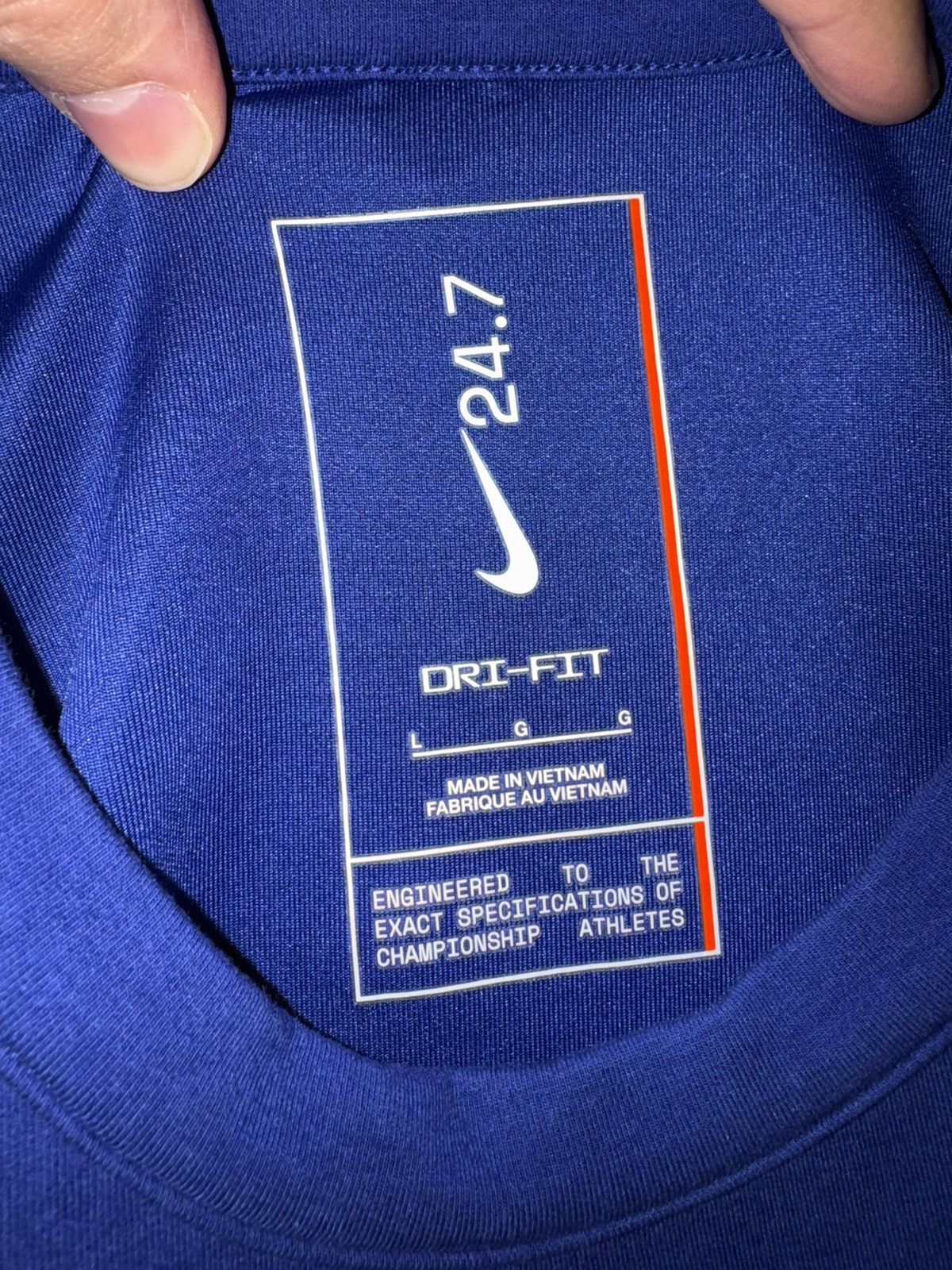 Nike Nike impossibly soft 24/7 crewneck size L Size US L / EU 52-54 / 3 - 2 Thumbnail