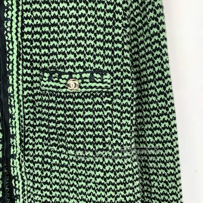 Chanel Chanel Green Cashmere Women's Jacket . Size XS / US 0-2 / IT 36-38 - 4 Thumbnail