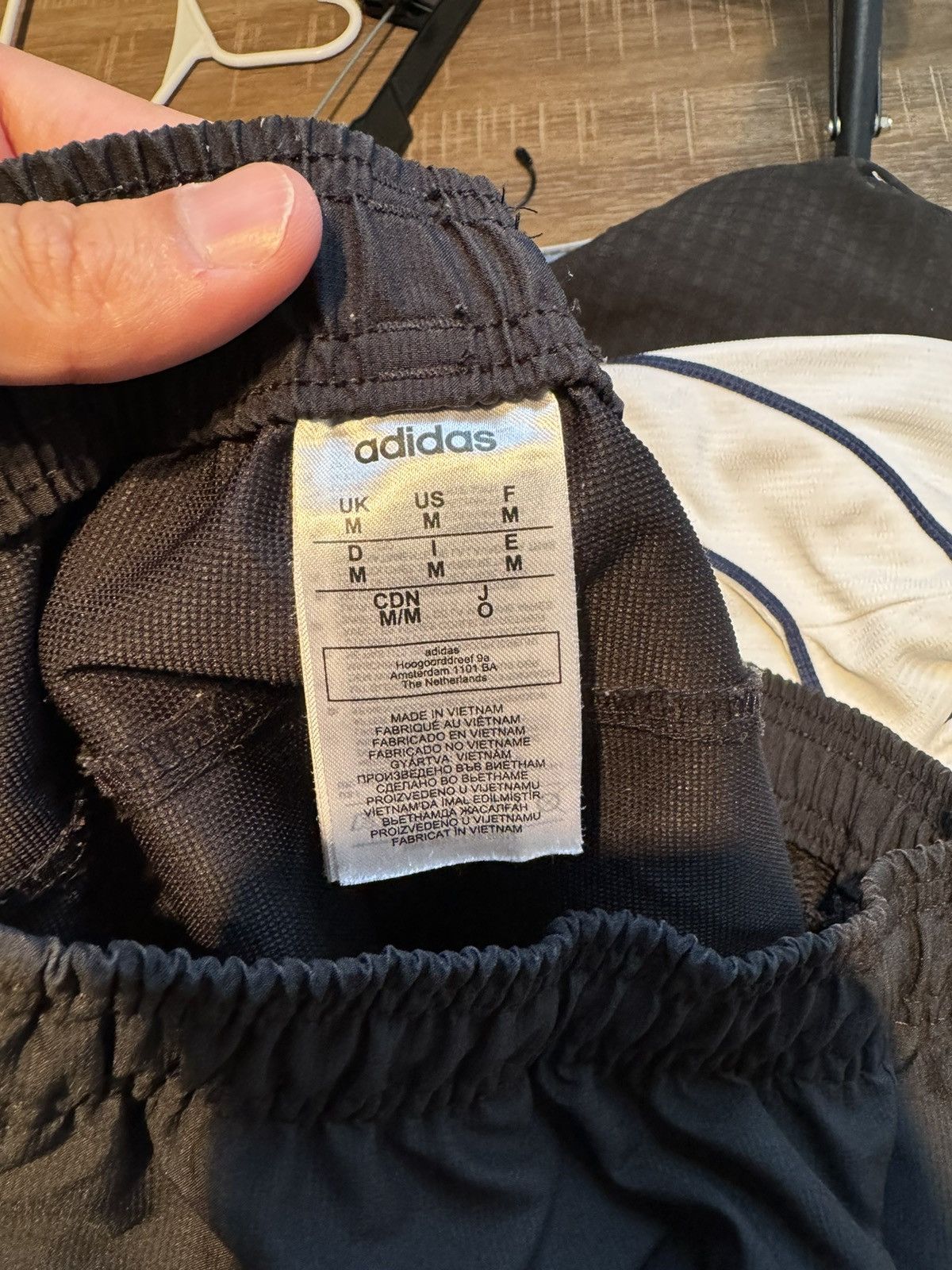 Adidas Adidas Track Pants Men's Size Medium 3 Stripe Logo Size US 40 / EU 56 - 6 Thumbnail