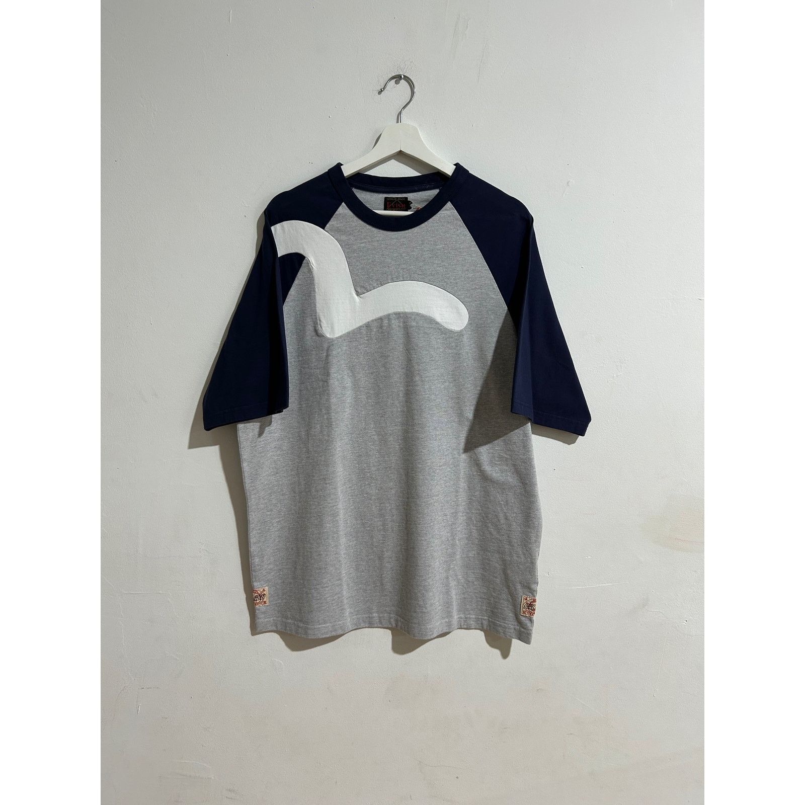 Evisu Palace Tee | Grailed