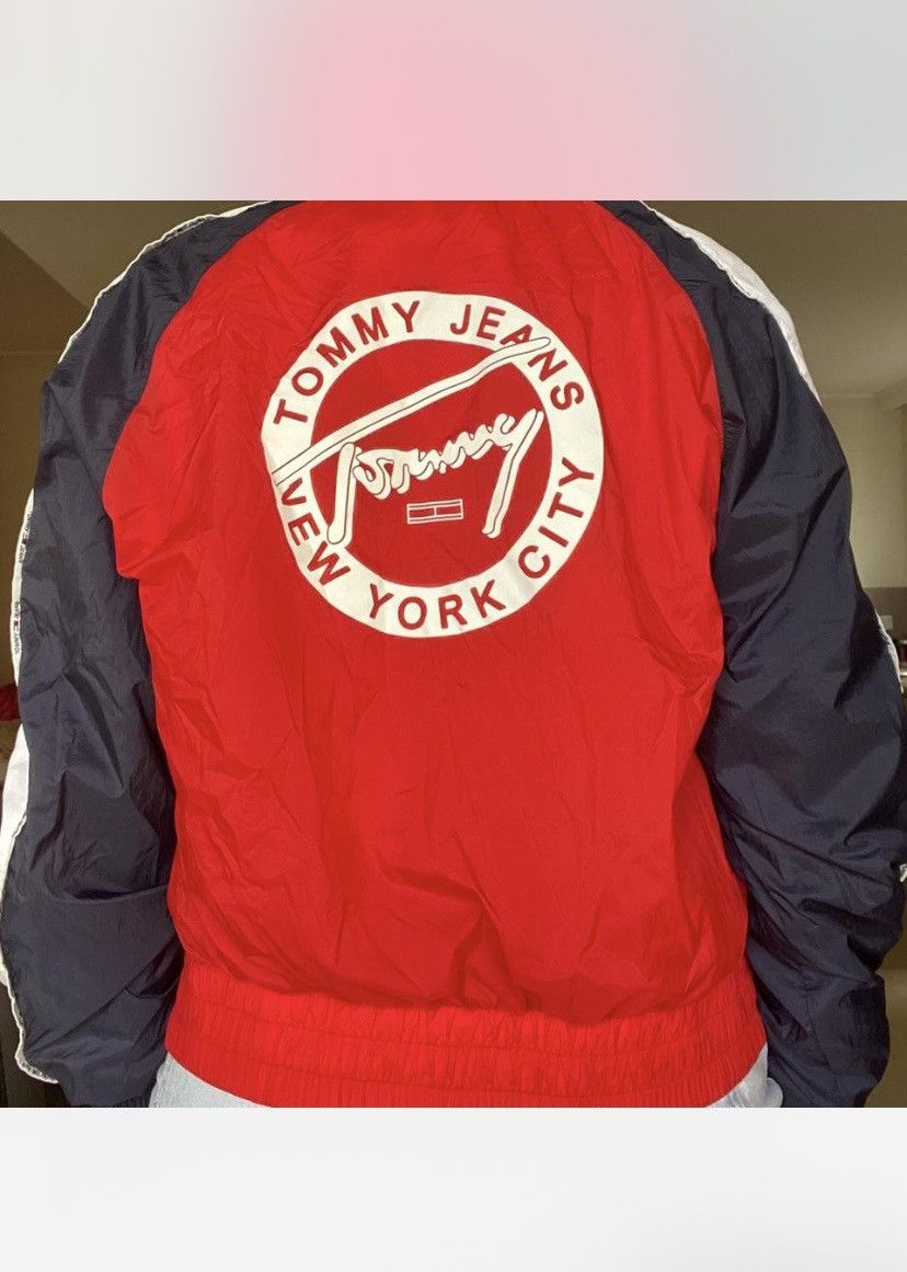 Tommy Hilfiger × Tommy Jeans Red and white Tommy Hilfiger ‘logo bomber jacket’ Size XXS / US 00 / IT 34 - 4 Thumbnail