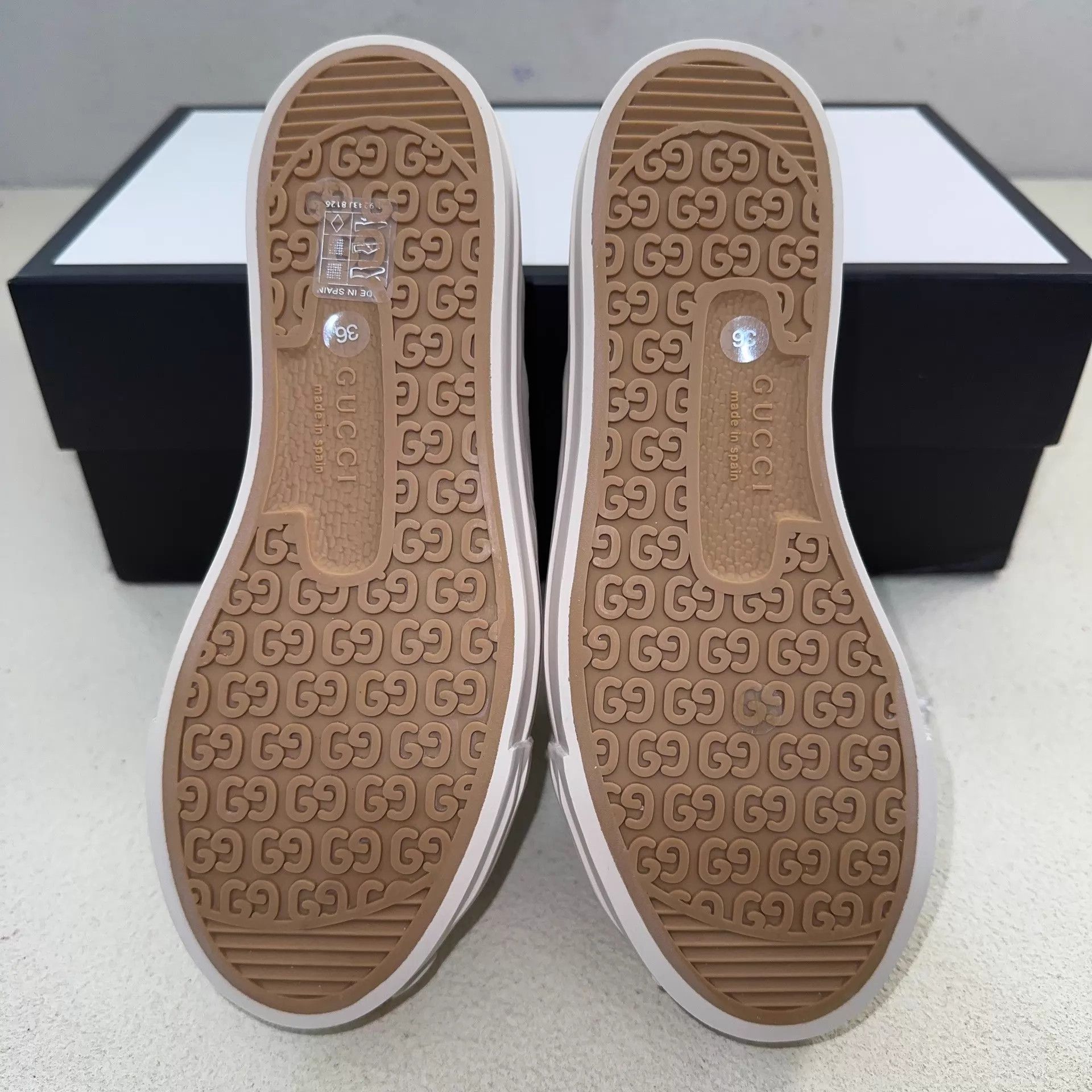 Gucci GUCCI light blue denim low-top platform women's sneakers Size US 5.5 / IT 35.5 - 4 Thumbnail