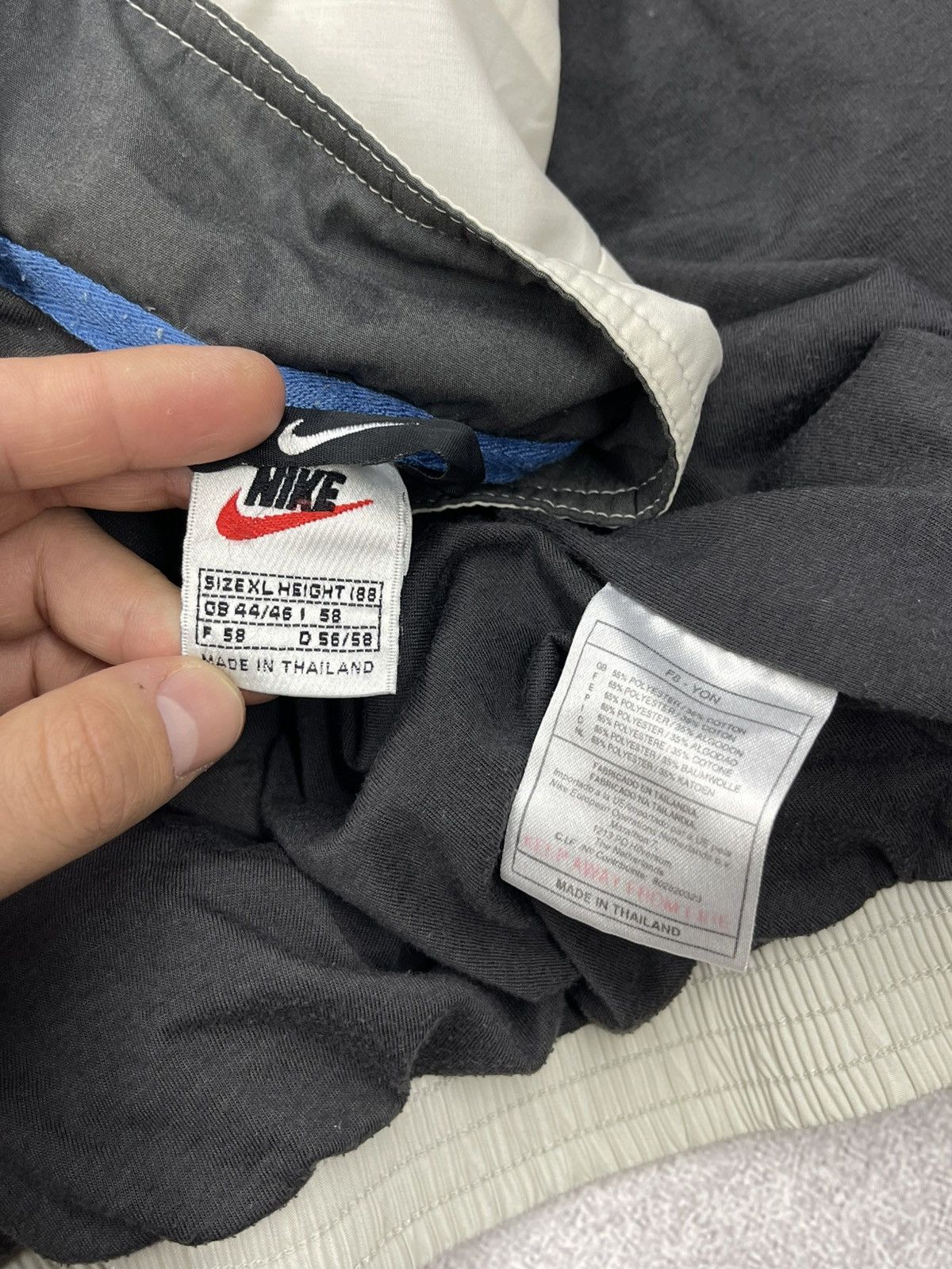 Nike Vintage Nike Jacket Beige Drill Big Logo y2K ACG TN Size US XL / EU 56 / 4 - 19 Thumbnail