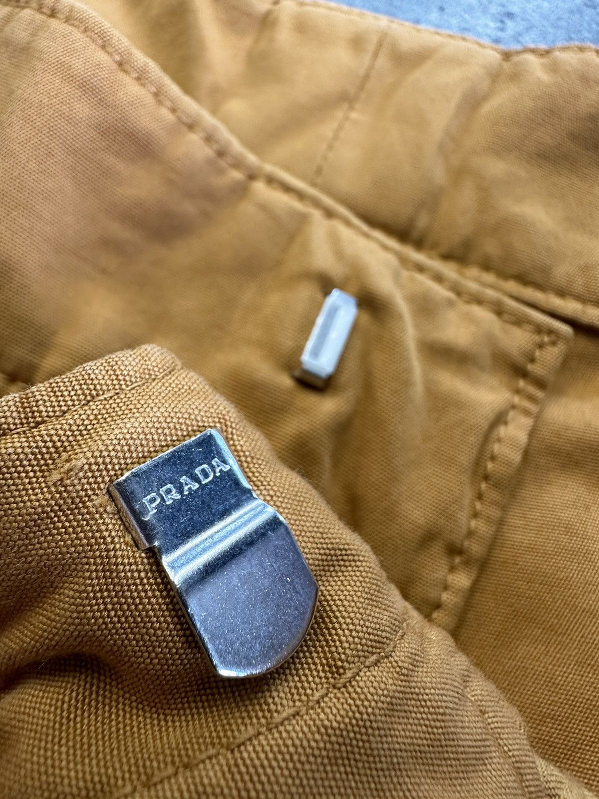 Prada Prada Milano Logo Chino Bermuda Shorts Size US 36 / EU 52 - 5 Thumbnail