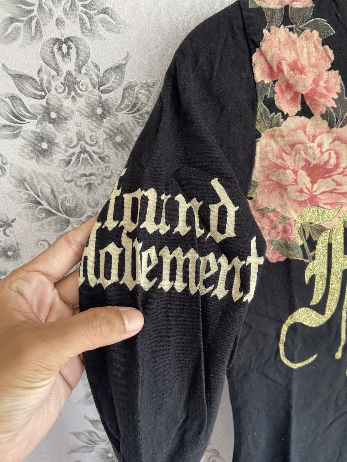Le Grande Bleu (L.G.B.) D.L.A Figure Insist Skull Flower Longsleeve Tshirt Style Size US M / EU 48-50 / 2 - 9 Thumbnail