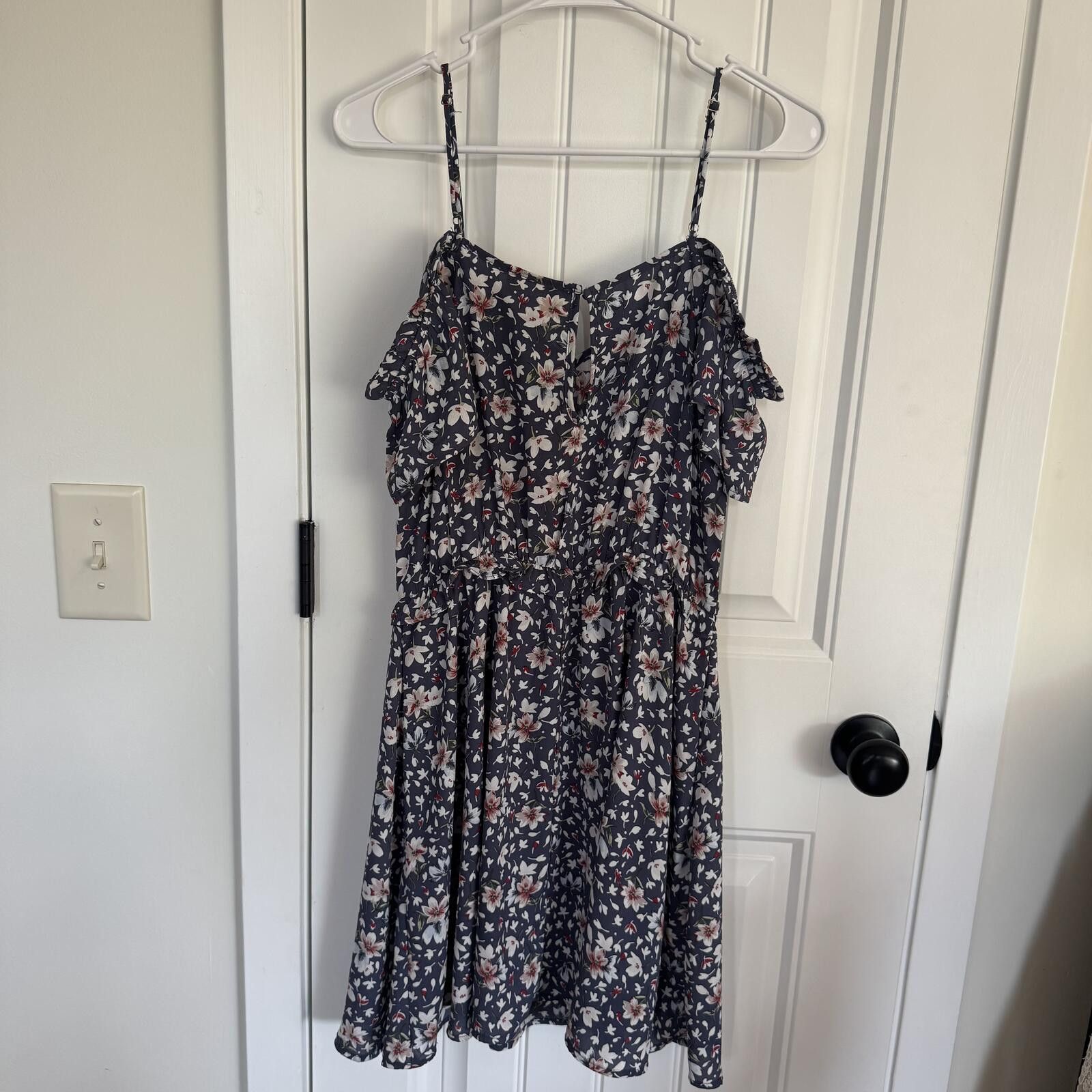 Other Jessica Simpson Medium Floral- Cold Shoulder Tank Dress Size M / US 6-8 / IT 42-44 - 3 Thumbnail