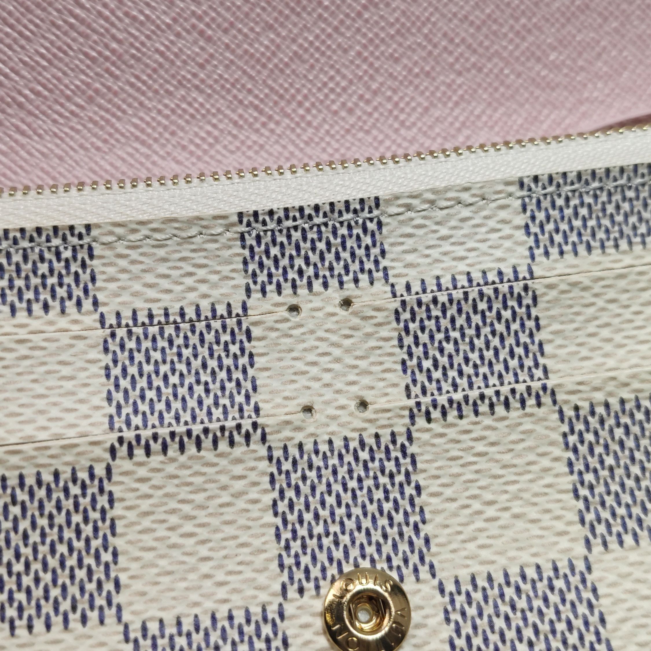 Louis Vuitton Louis Vuitton (LV) Emilie Checkerboard Snap Wallet -y2506 Size ONE SIZE - 4 Thumbnail