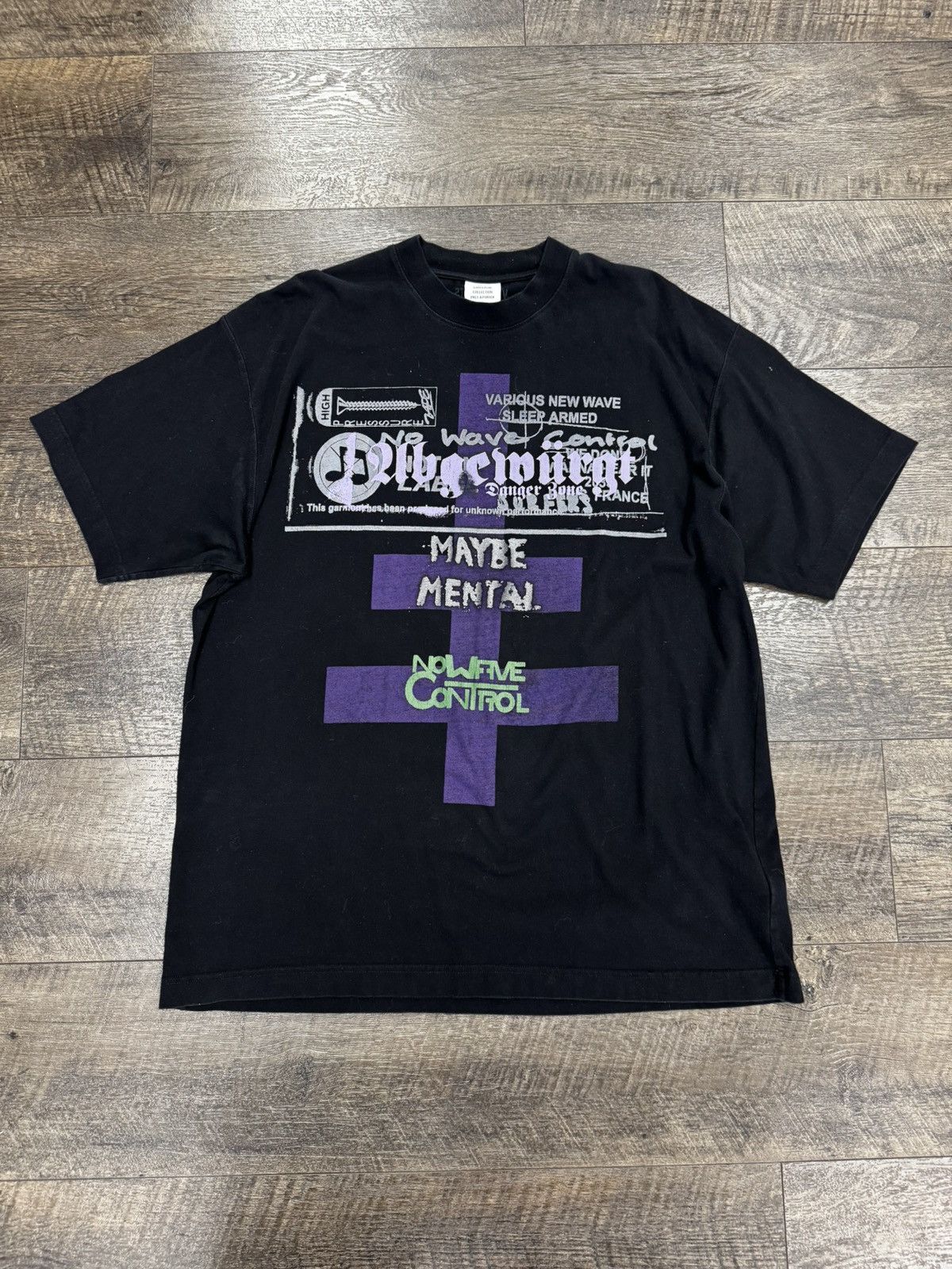 Vetements S/S22 “Maybe Mental” T-Shirt Size US S / EU 44-46 / 1 - 2 Thumbnail