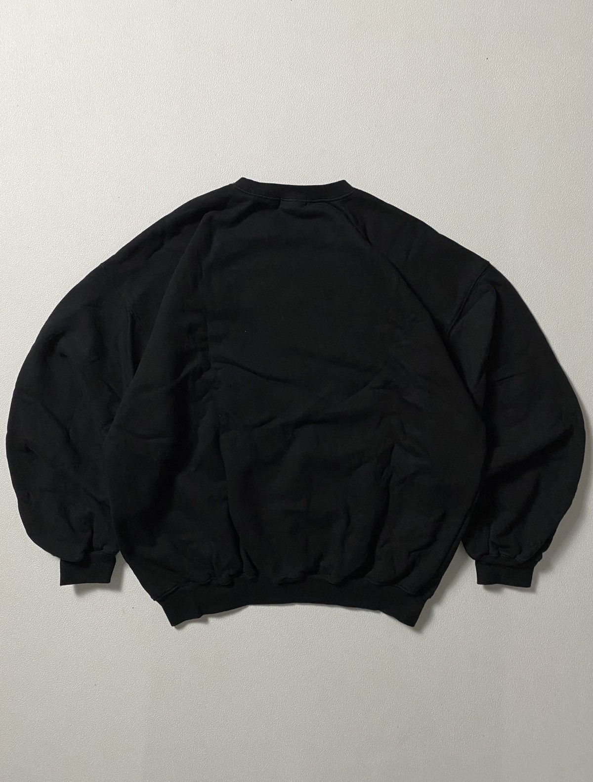 LIFUL MINIMAL GARMENTS Rifle Crewneck MINI OVAL LOGO SWEATSHIT-BLACK Size US L / EU 52-54 / 3 - 5 Thumbnail