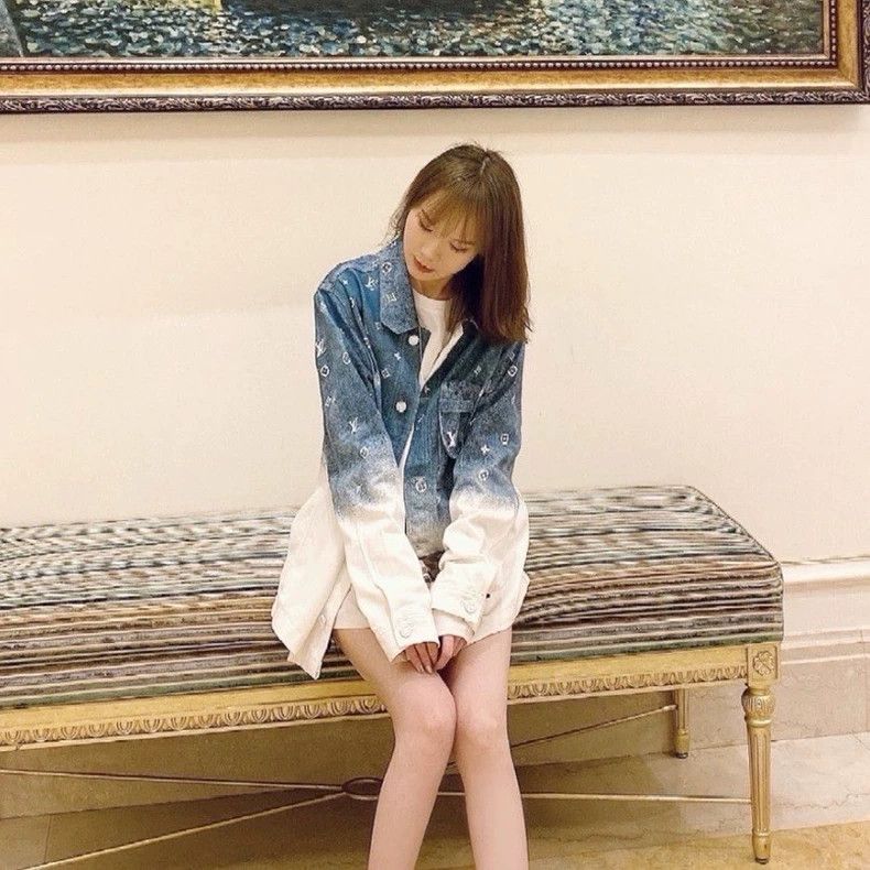Louis Vuitton Louis Vuitton White and blue gradient full print denim jac Size US XS / EU 42 / 0 - 8 Thumbnail