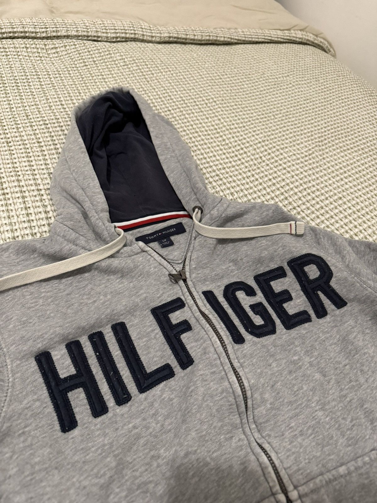 Tommy Hilfiger Tommy Hilfiger Zip Up Hoodie Grey 2016 Size US S / EU 44-46 / 1 - 2 Thumbnail