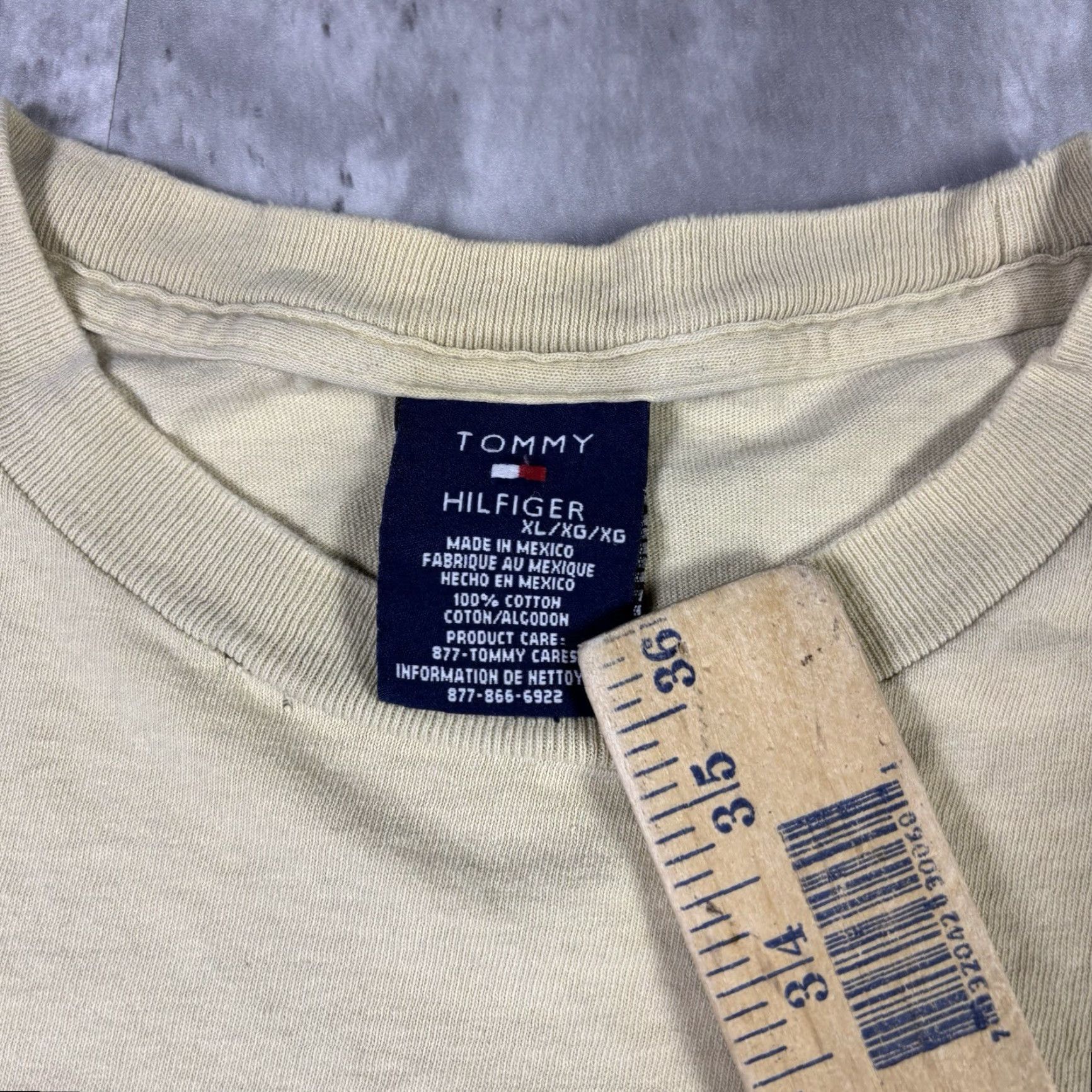 Tommy Hilfiger VINTAGE Tommy Hilfiger T Shirt Logo Graphic Double Sided XL Men Yellow 90s Shirt Logo Vintage Mens Size US XL / EU 56 / 4 - 5 Thumbnail