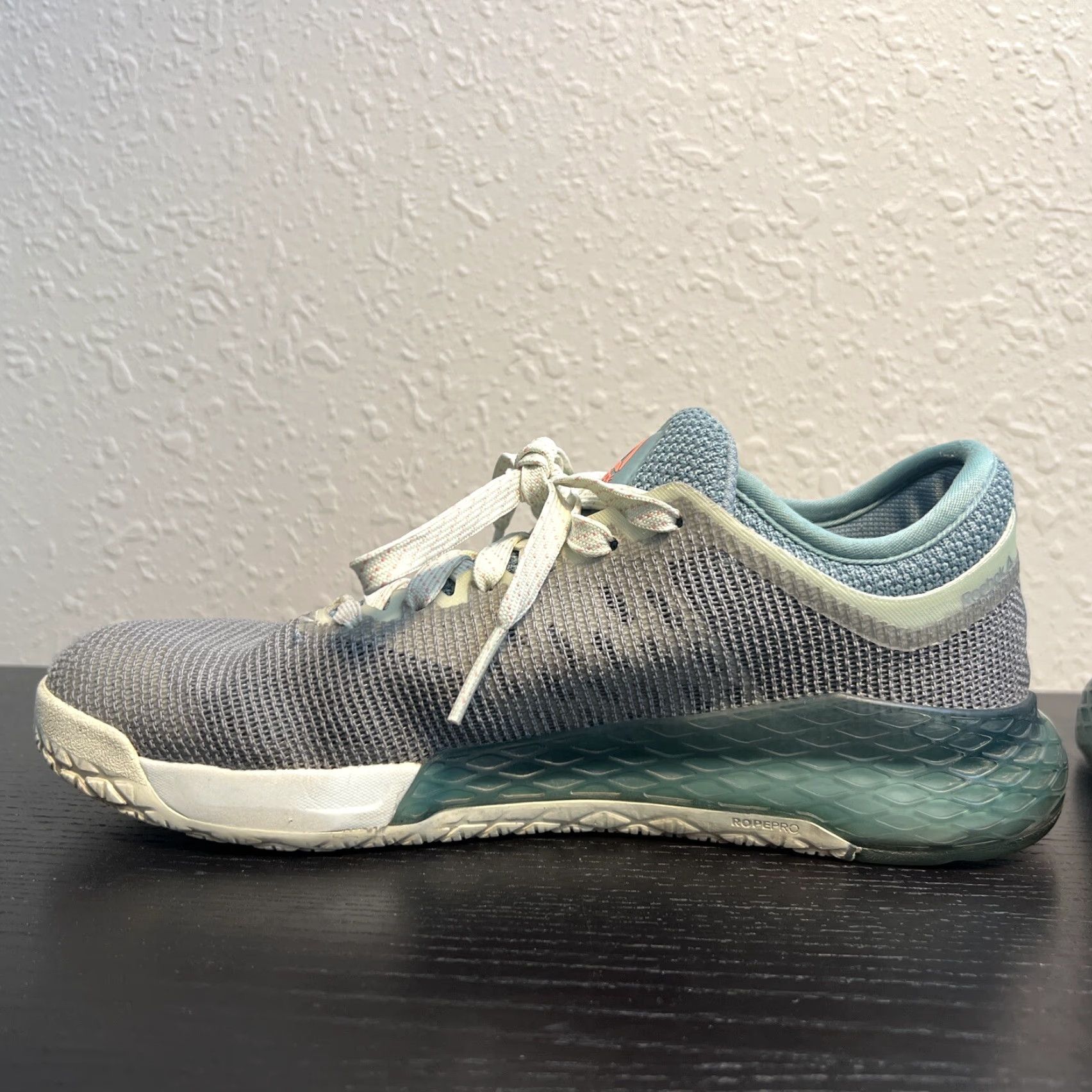 Reebok **Reebok Nano 9 Size 8 Grey/Green/White Women's Crossfit Athletic Shoes** User: Reebok Nano 9 Women's Size 8 Grey/Green/White Crossfit Athletic Shoes Size US 8 / IT 38 - 4 Thumbnail