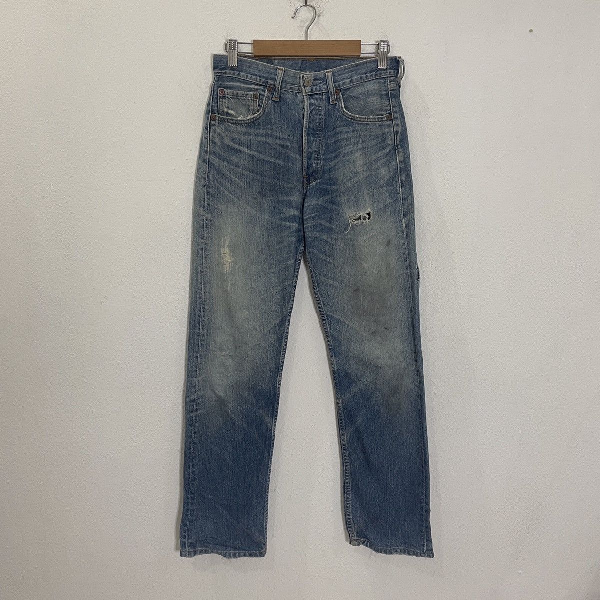Levi's Vintage Levis 501 Distressed Denim Jeans Size US 27 - 1 Thumbnail