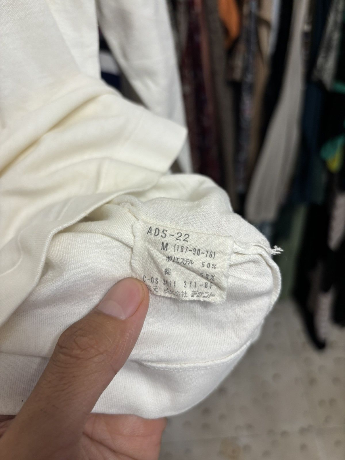 Adidas Adidas vintage japan Size US M / EU 48-50 / 2 - 4 Thumbnail