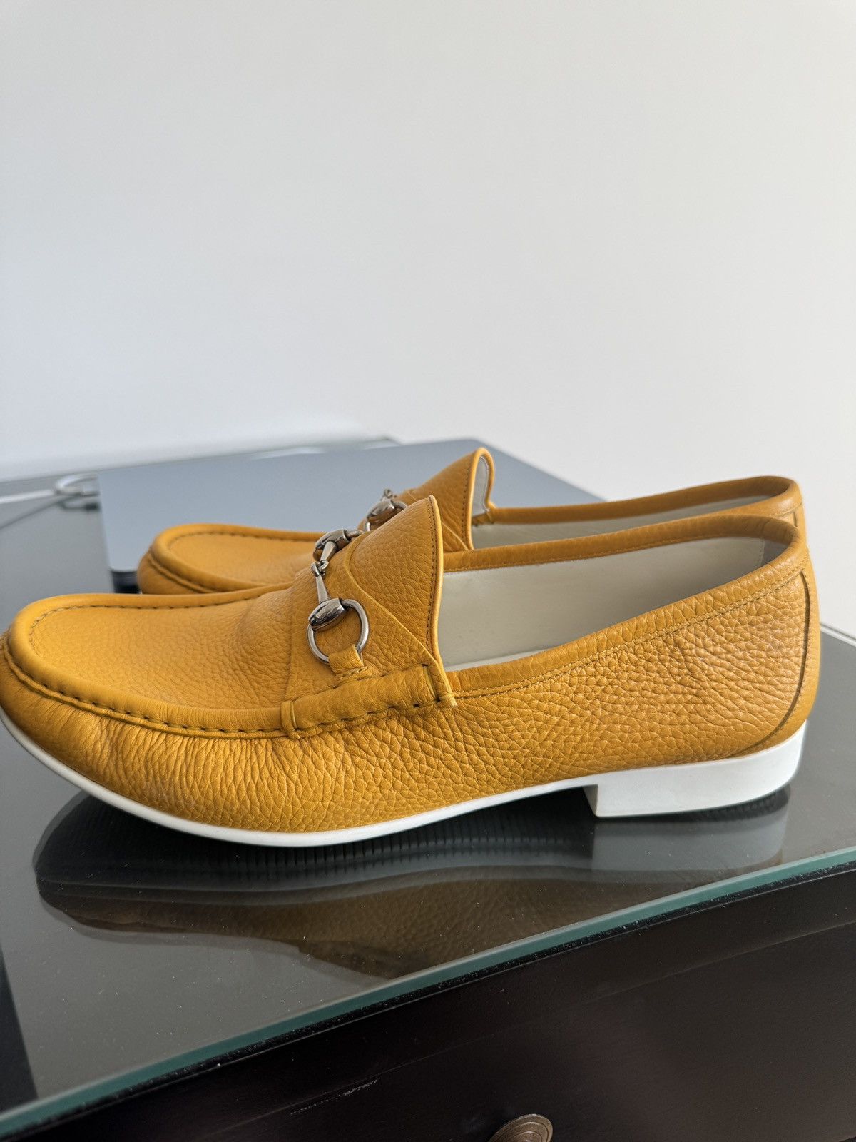 Gucci YELLOW BANANA GUCCI HORSEBITS RARE Size US 11 / EU 44 - 6 Thumbnail