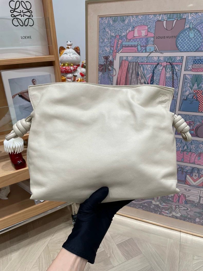 Loewe loewe Milky medium lucky bag 2503-Nextarrow Size ONE SIZE - 1 Thumbnail