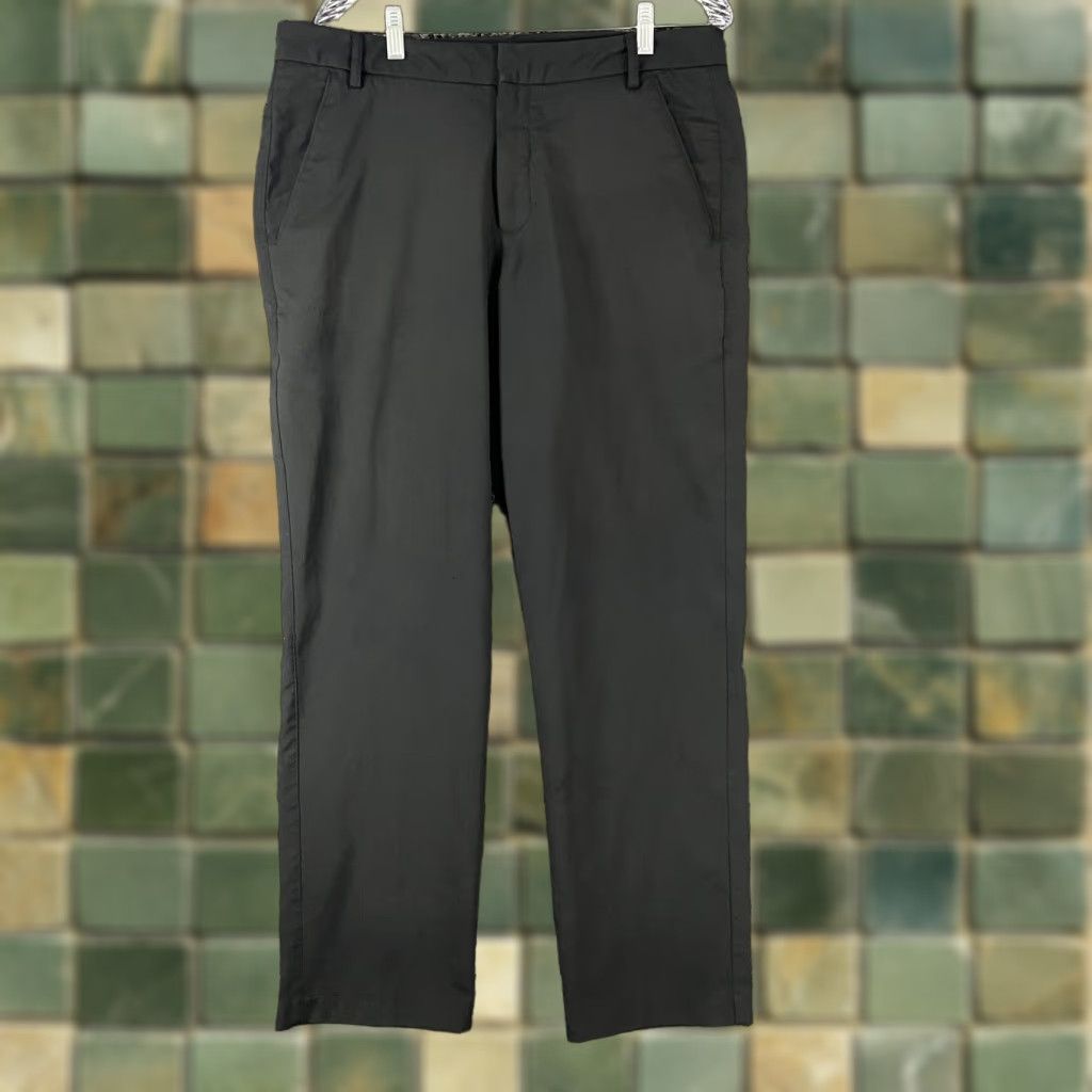 Puma PUMA Pants Men Black 34x30 Chino Inseam 30 Men’s Regular with Tiny Snags Back Mark Size US 34 / EU 50 - 1 Thumbnail