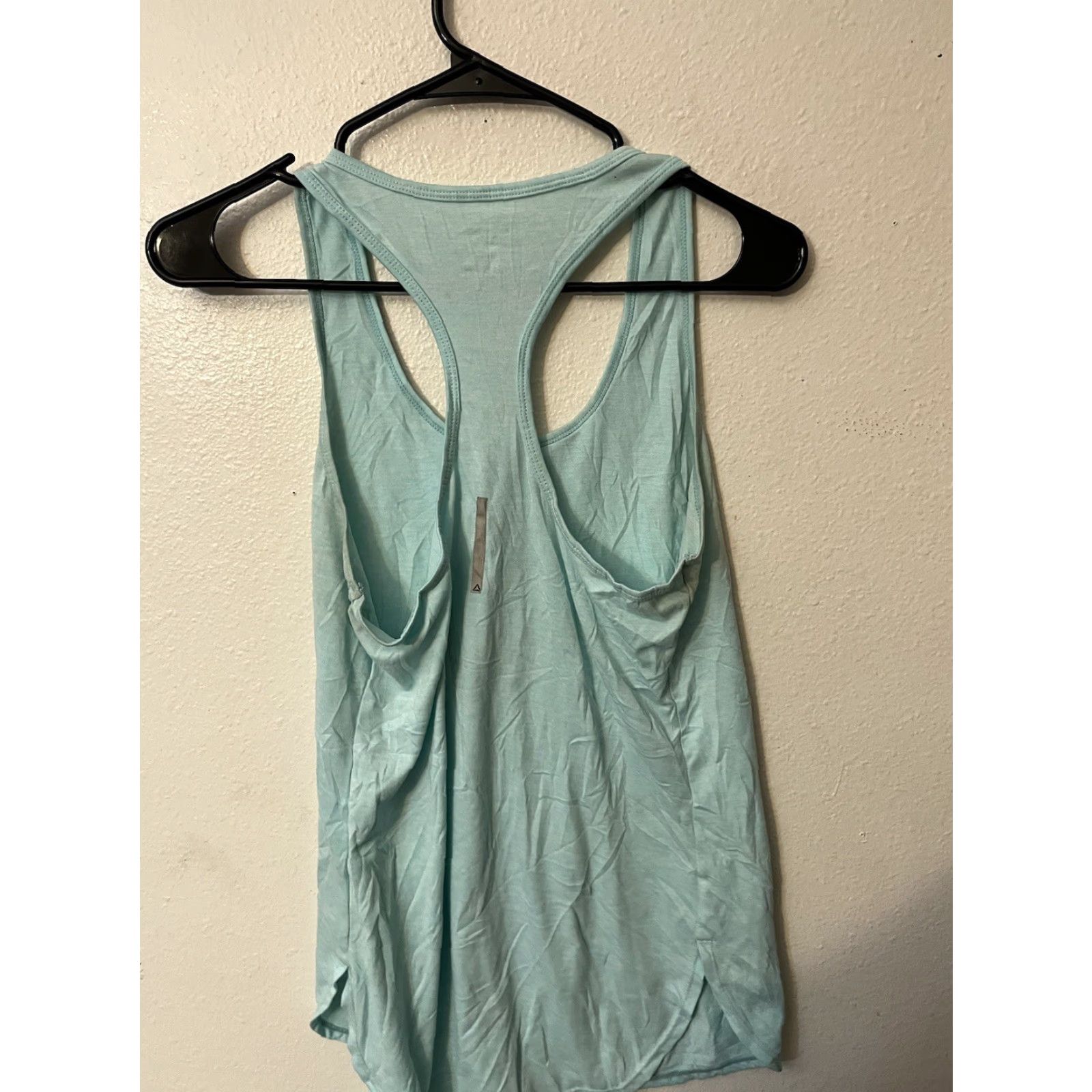 Reebok REEBOK Athletic Tank Top, Women's Medium, Vibrant Blue, Activewear Size M / US 6-8 / IT 42-44 - 2 Thumbnail