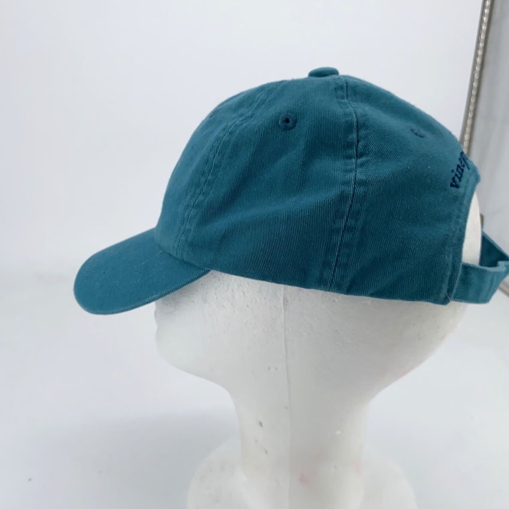 Vineyard Vines Vineyard Vines Whale Embroidered Classic Cap Hat Strap Back Mens Size ONE SIZE - 4 Thumbnail