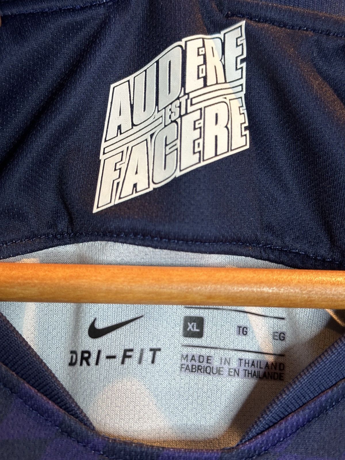 Nike *RARE* Tottenham Hotspur FC x Nike Soccer Football Jersey XL Size US XL / EU 56 / 4 - 8 Thumbnail
